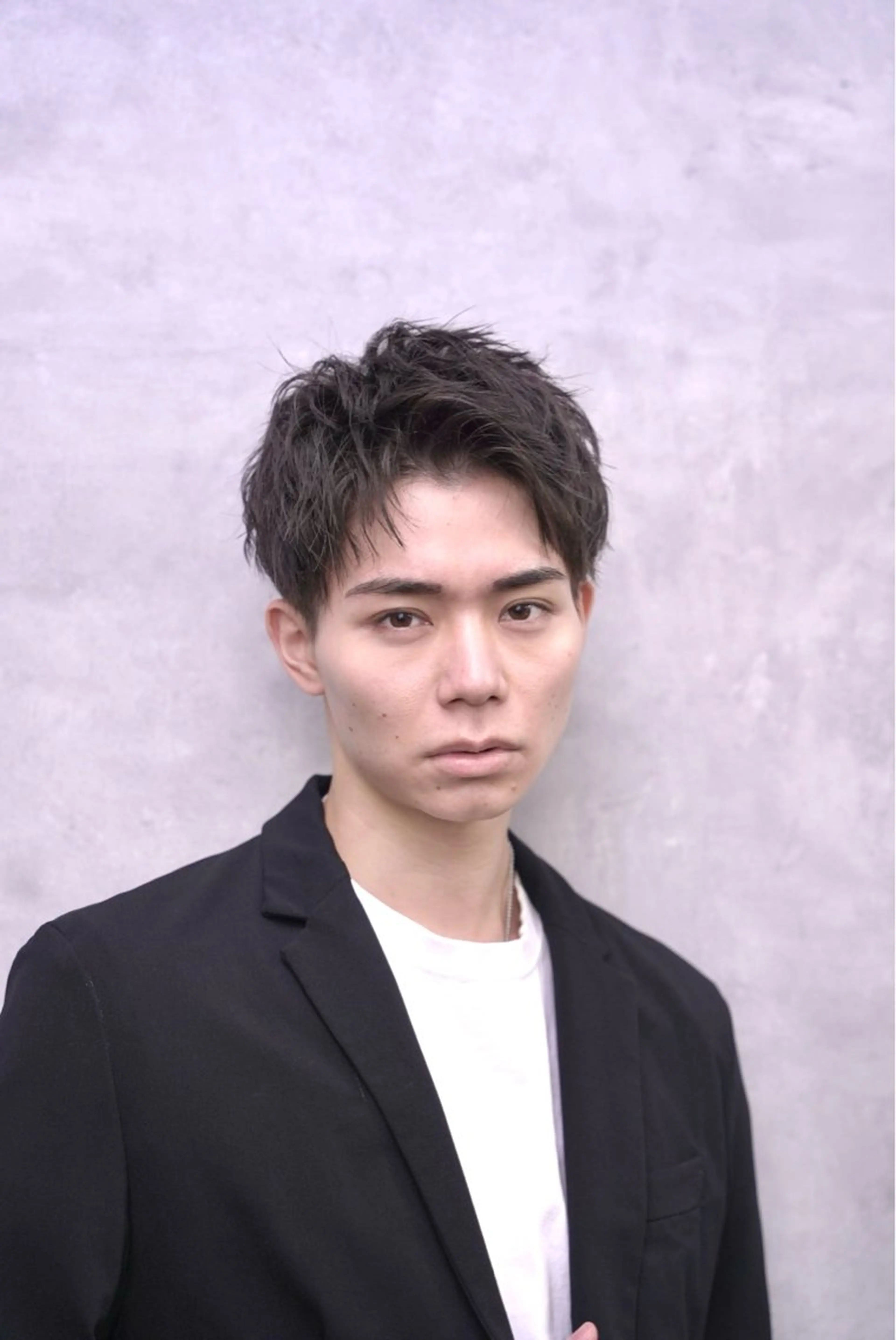 ショート メンズ アップバング ビジネス 学生(メンズ向け) 学生 ショートヘア Chrom Tokyo ne/on所属・🔥メンズ専門🔥 山田 パーマ大人気◎のヘアスタイル