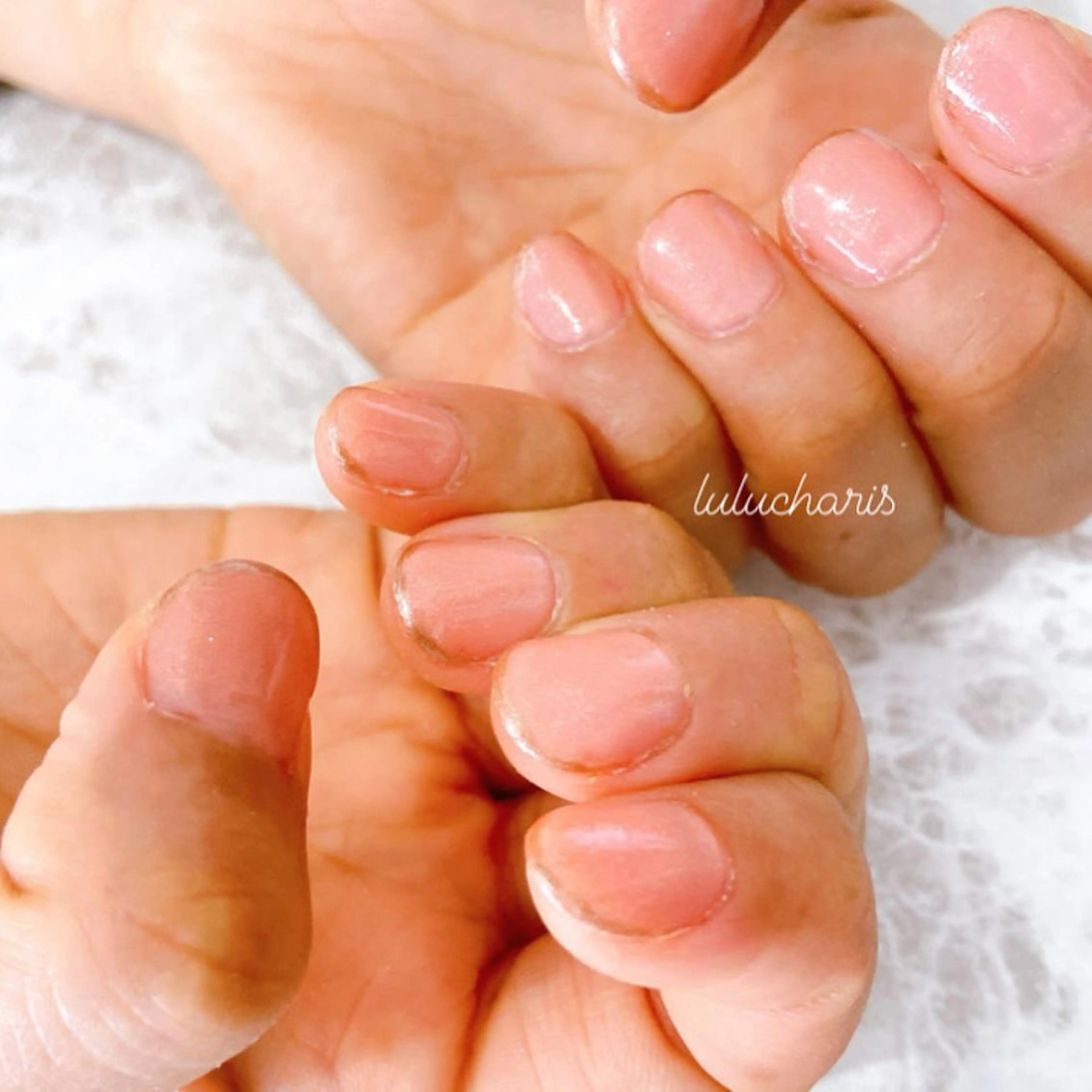 ネイル 持ち込み シンプルネイル Lulu charisu所属・lulucharis nailのネイルデザイン