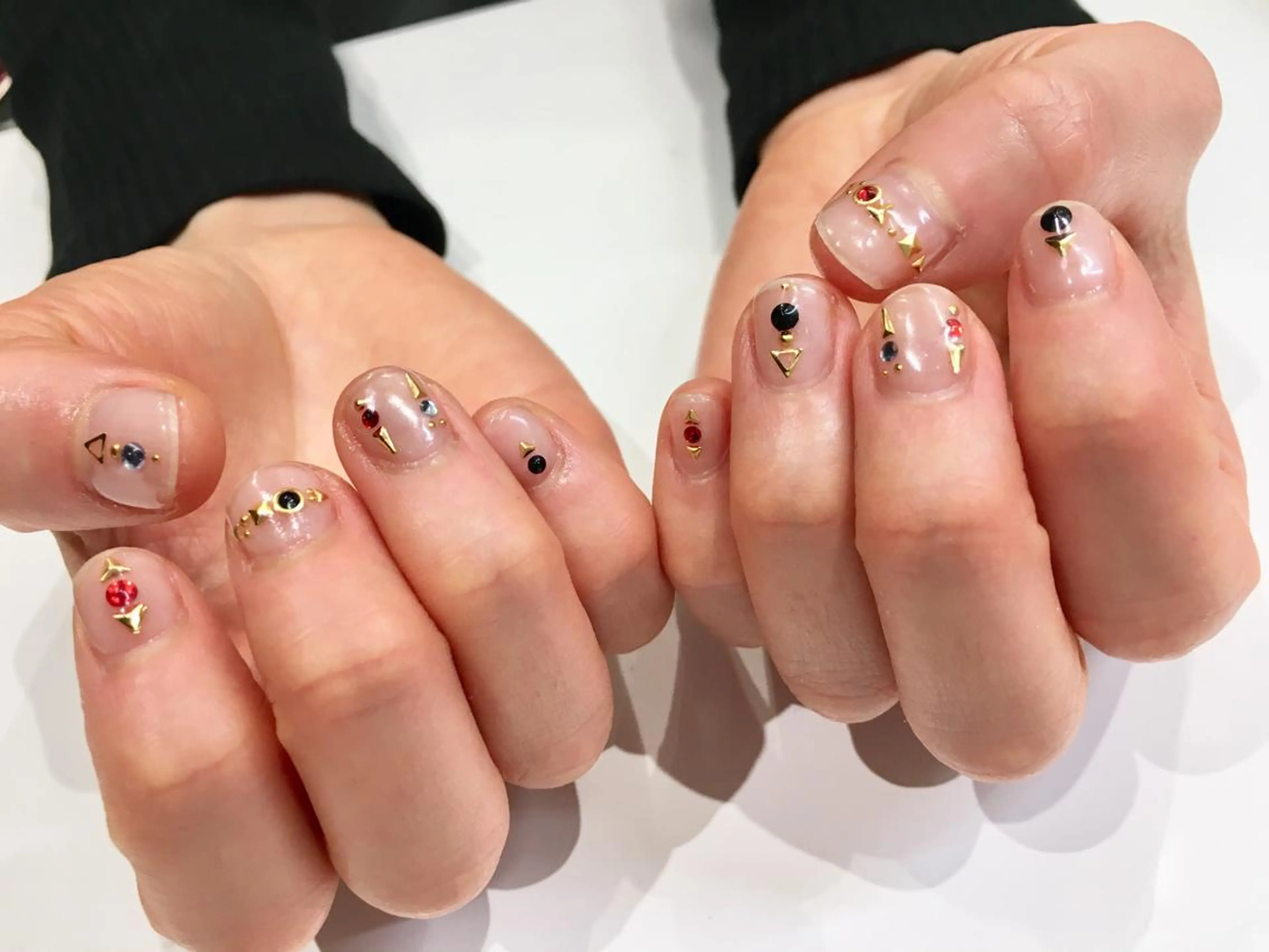 ネイル クリアネイル ハンドネイル 佐藤 まりえのネイルデザイン