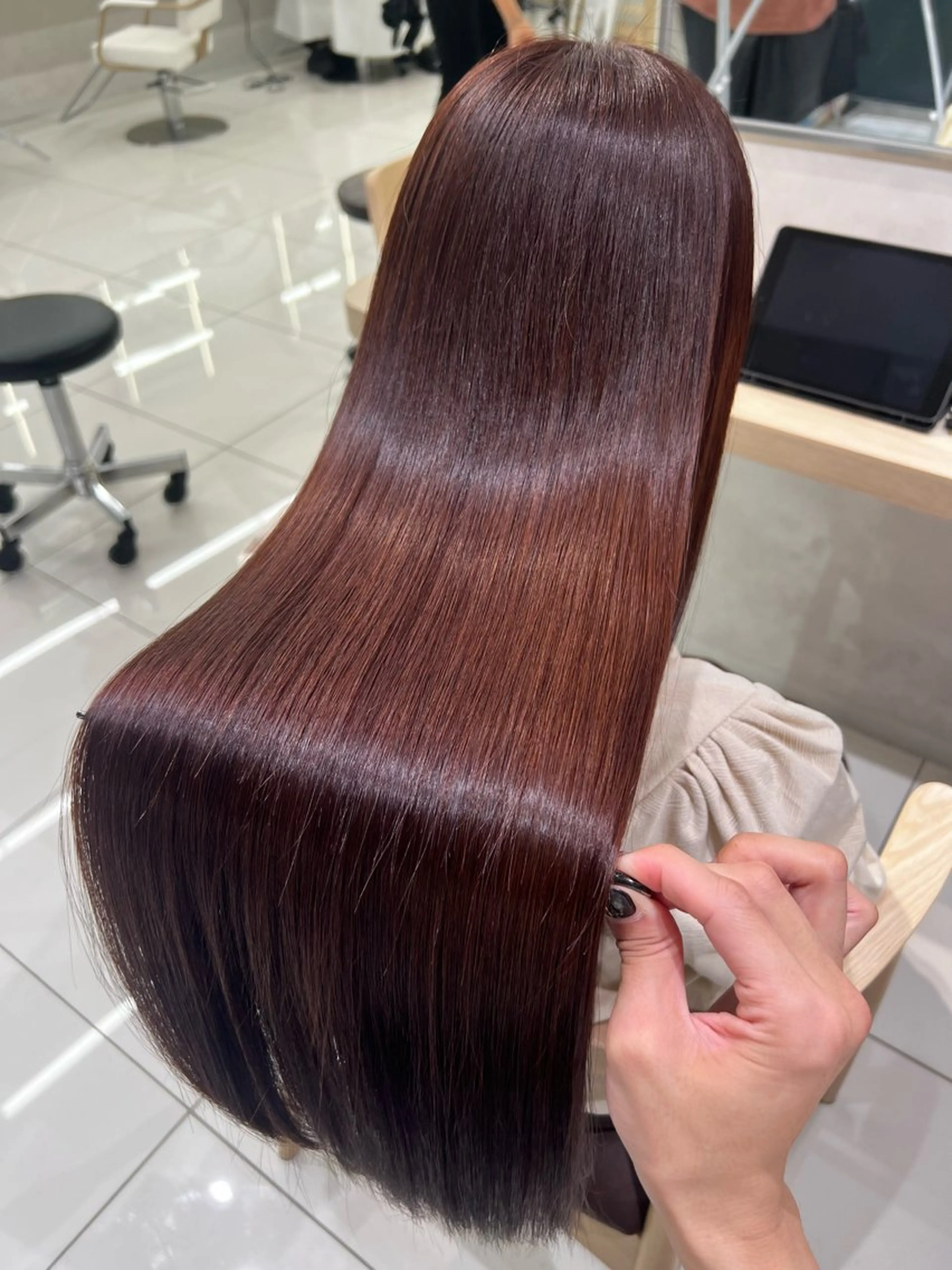ロング カット ヘアカラー 縮毛矯正 レイヤー×透明感 🇰🇷鈴木啓太のヘアスタイル