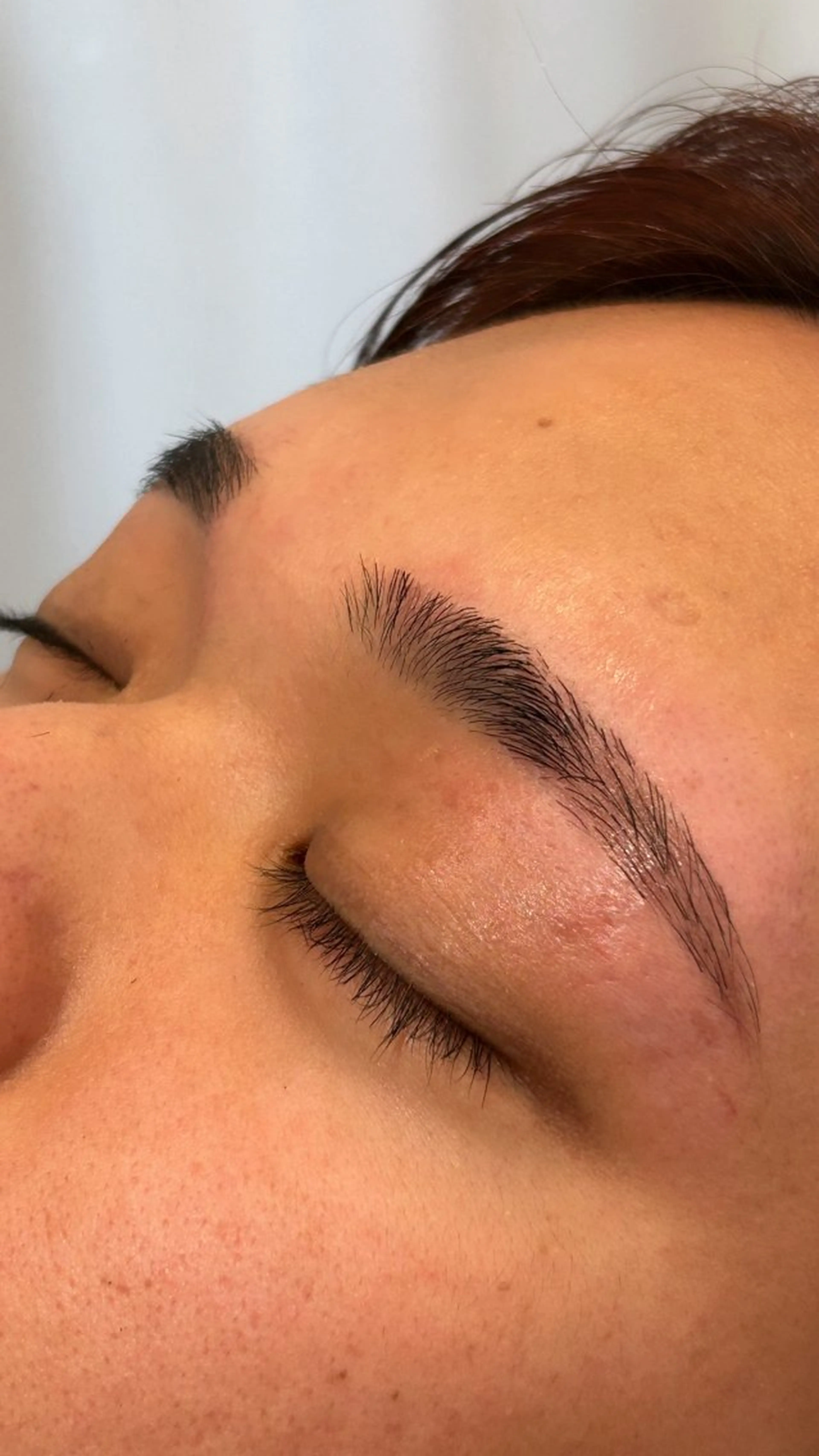 メンズ アイブロウ 眉カラー 眉毛ワックス脱毛 ワックス脱毛 眉カット mira🍀 艶カラー/ネイリストのヘアスタイル