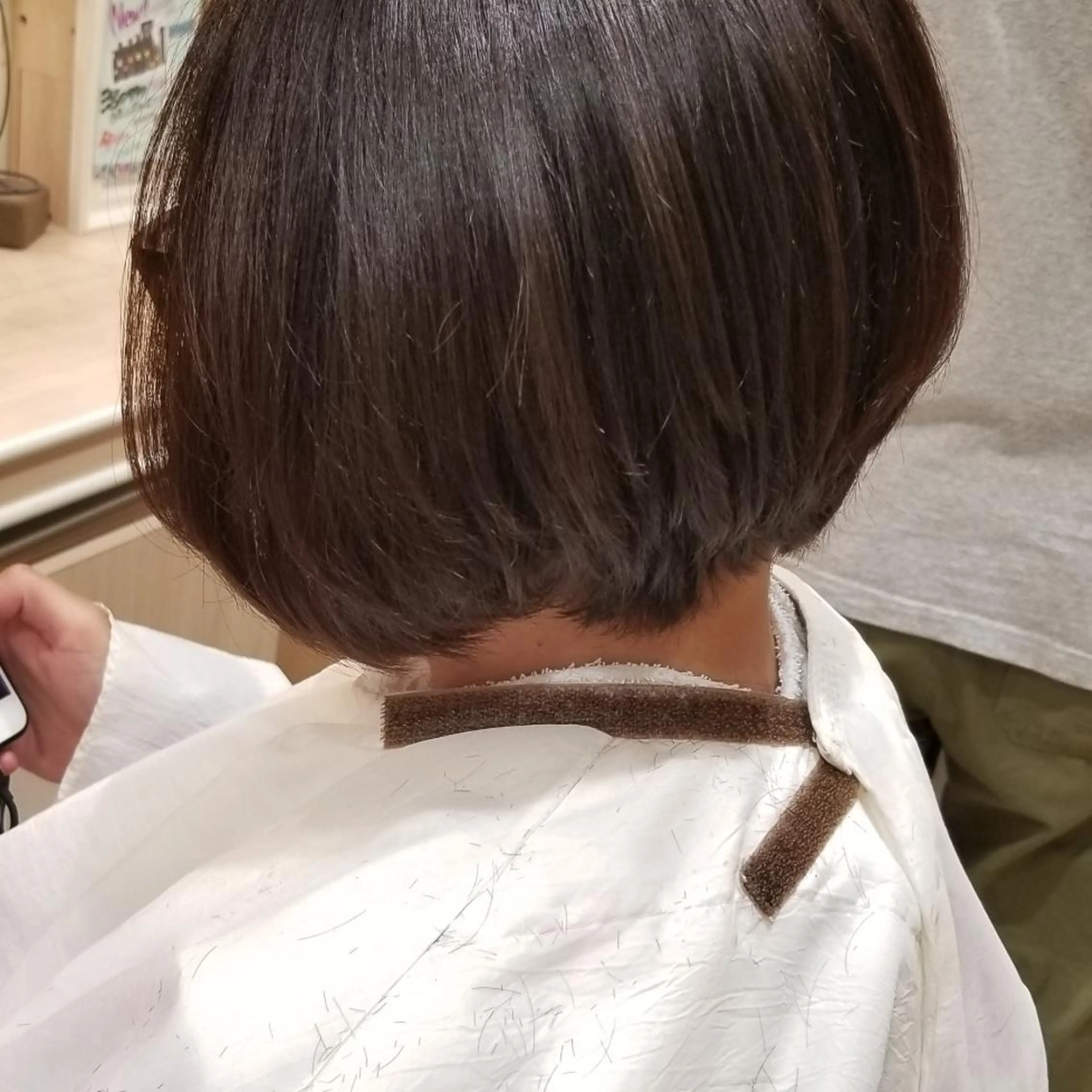 カラー ショート 山内 佐江子のヘアスタイル