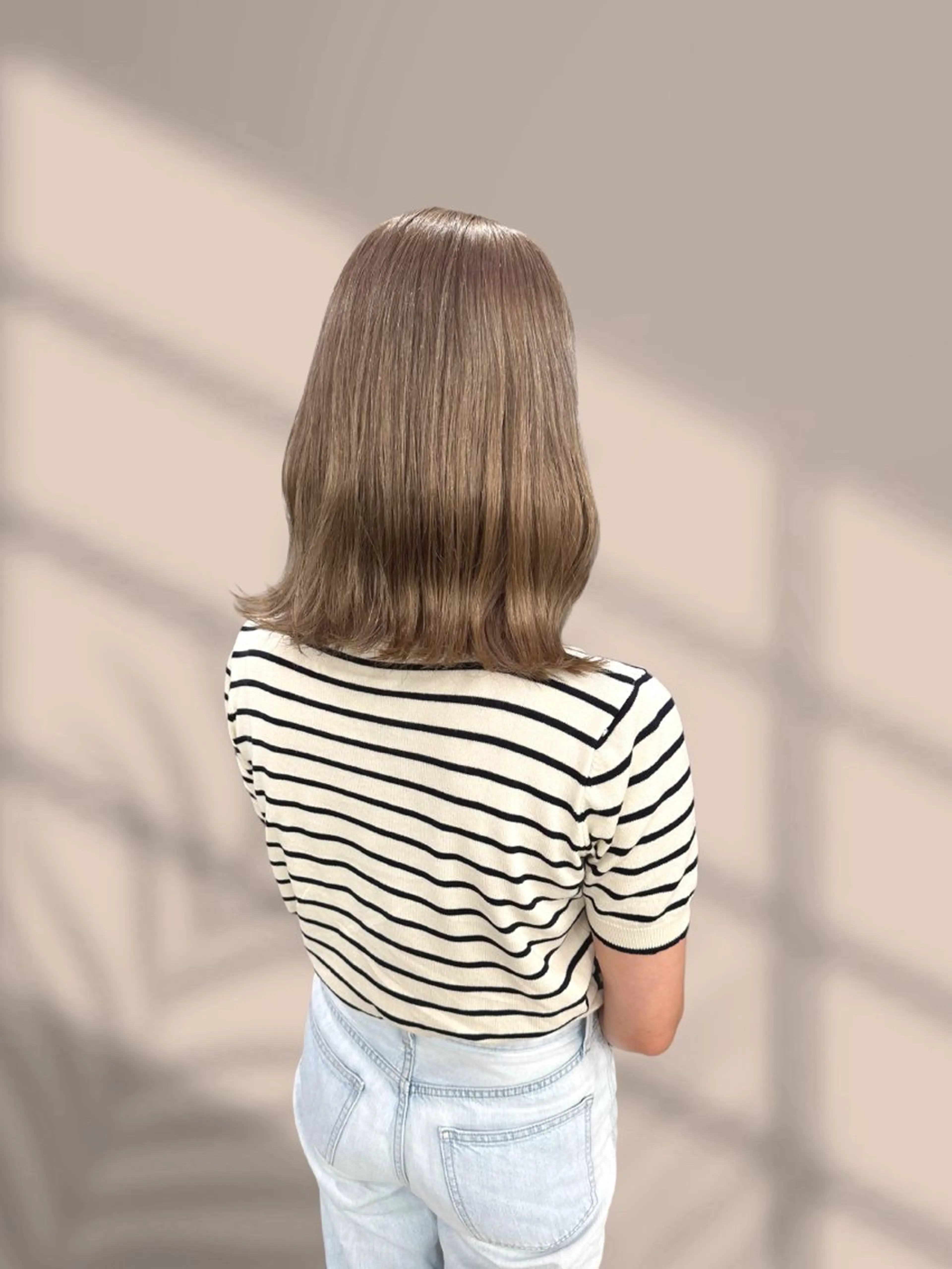 セミロング カラー ヘアカラー トリートメント ヘアセット くすみミルクティー／ ブラウン🪡TOWAのヘアスタイル