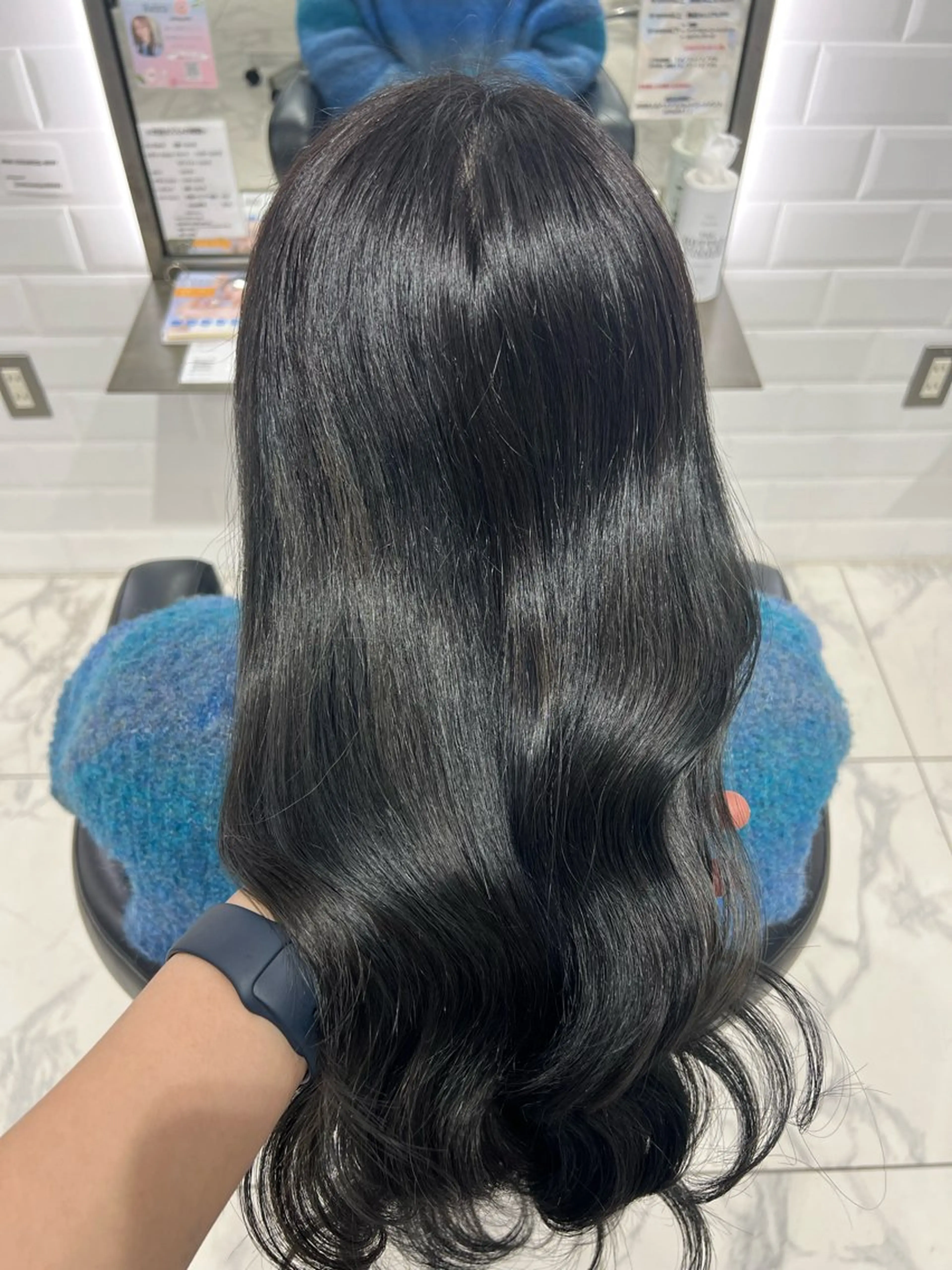 ロング カラー ヘアカラー 🌼透明感カラー🌼 岡本サユリの眉毛・アイブロウイメージ