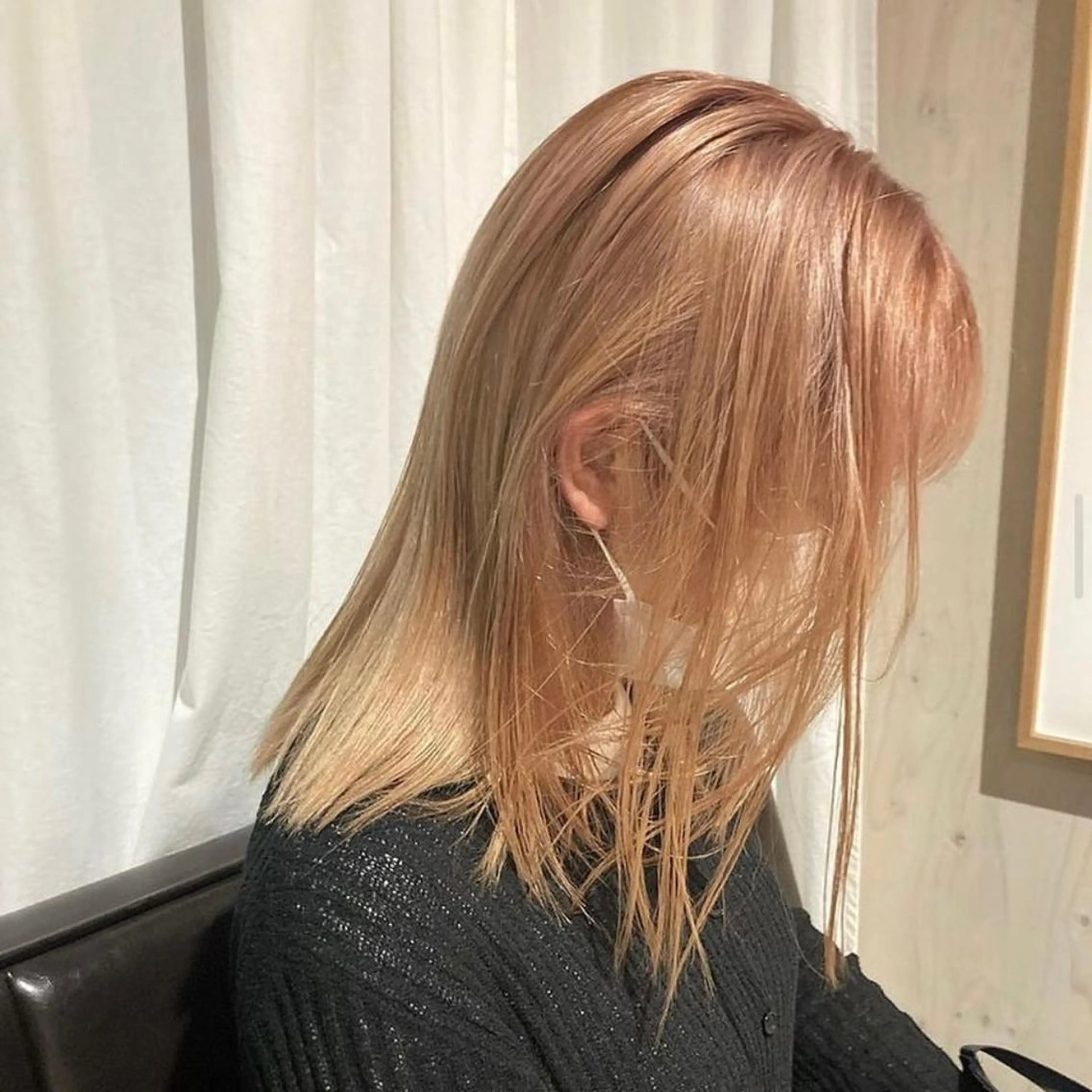 セミロング カラー カット ヘアカラー トリートメント GO TODAY SHAiRE SALON 原宿本店所属・ブリーチ/レイヤー ハッシュカット/河内のヘアスタイル