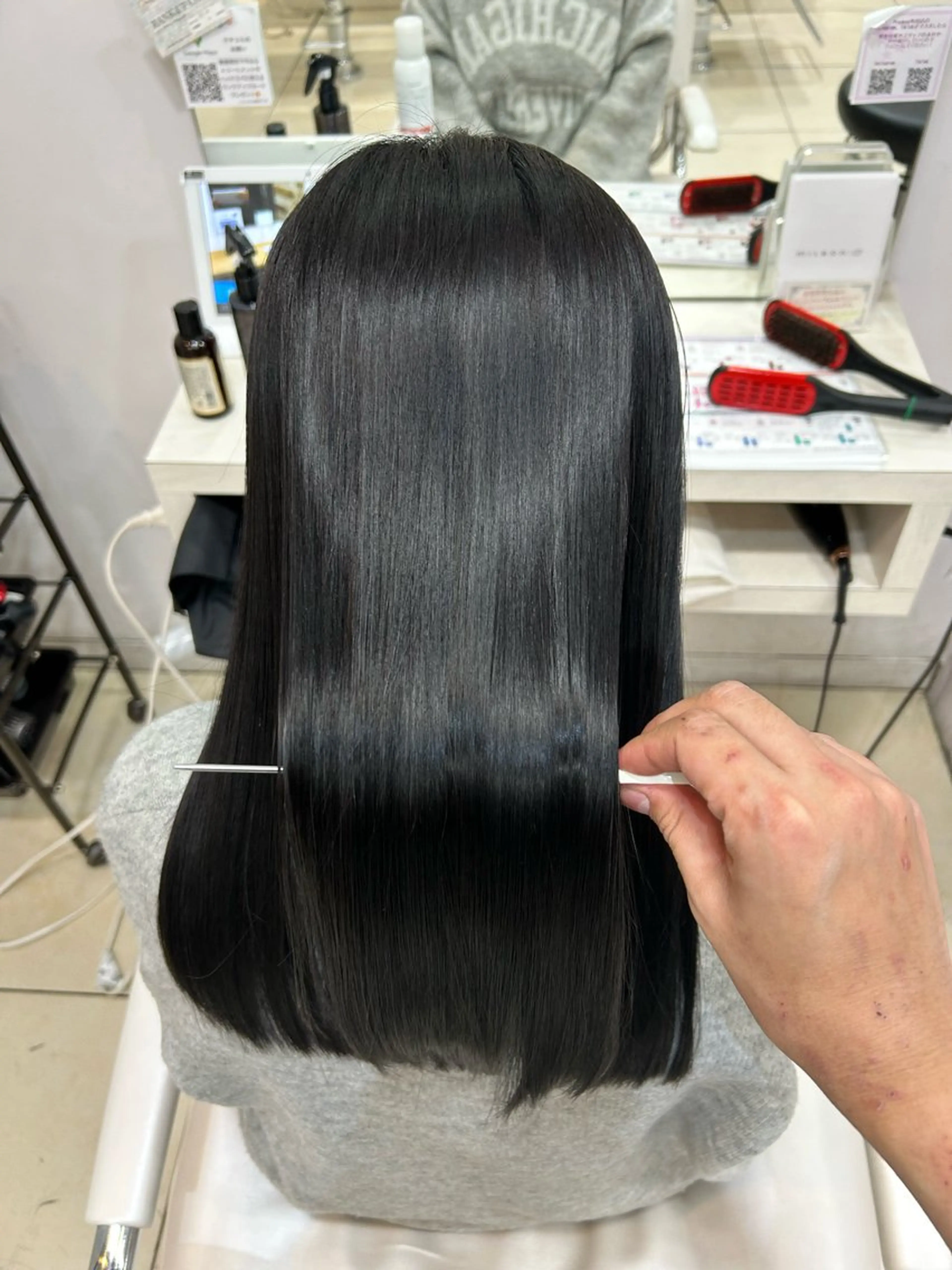ロング カット 縮毛矯正 トリートメント 艶髪の神様 瀧田嵐士🇰🇷のヘアスタイル