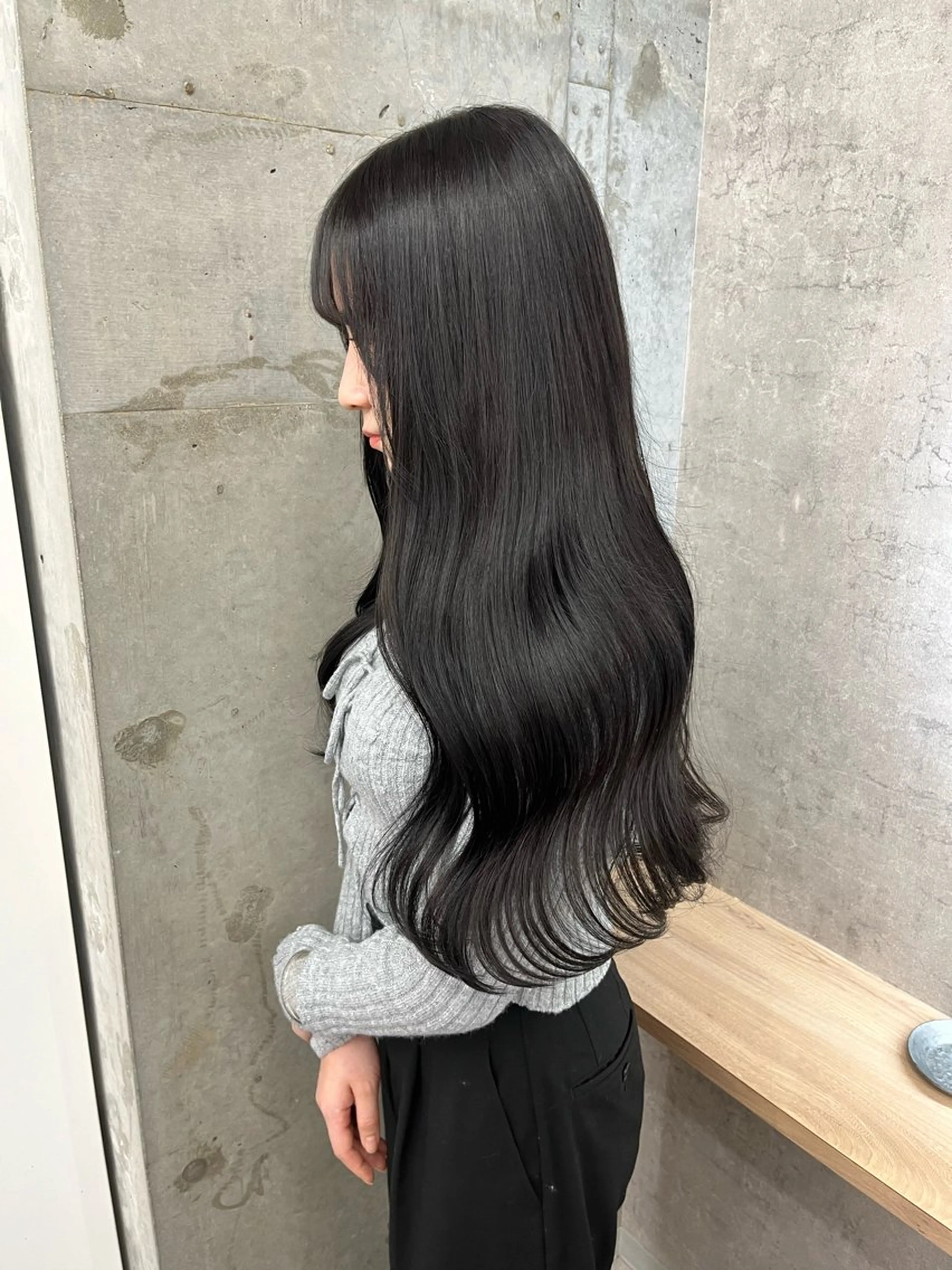 ロング カラー 🩷Yui🩷 大人可愛い艶カラーのヘアスタイル