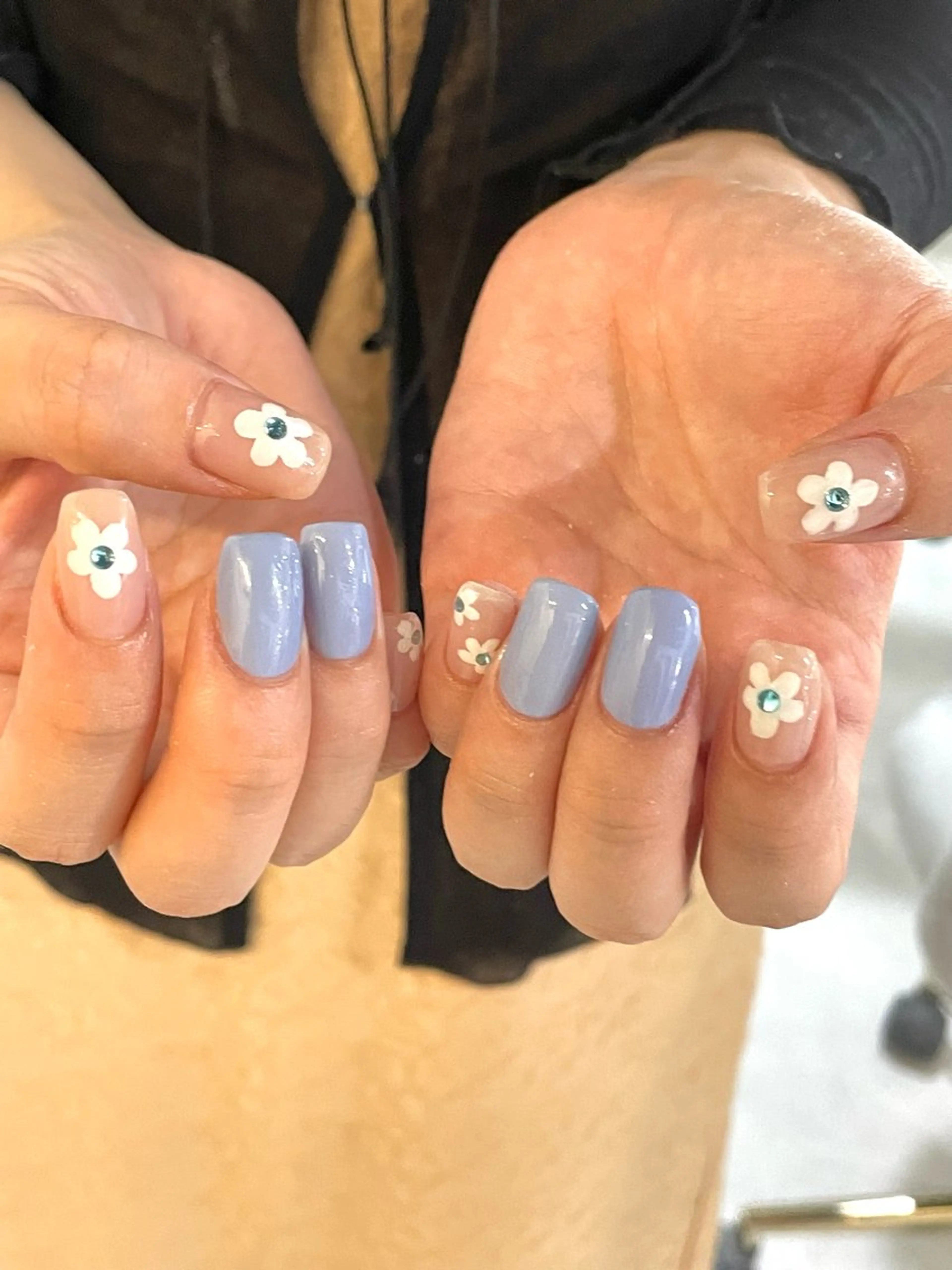 ショート ハンドネイル LB.naill SAEのネイルデザイン