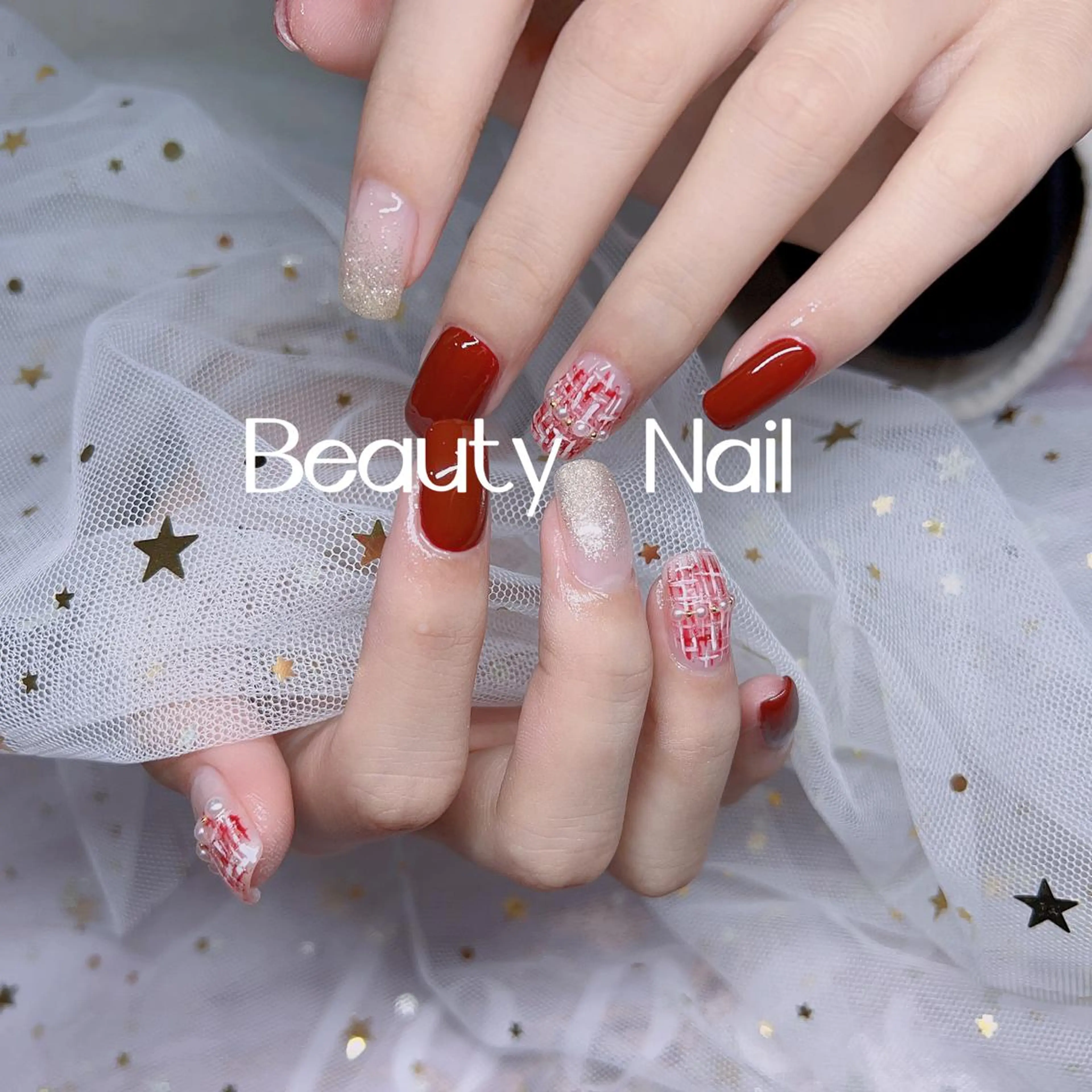 ネイル 長さ出し ジェルネイル Moonstone Salon所属・Moonstone Salonのネイルデザイン