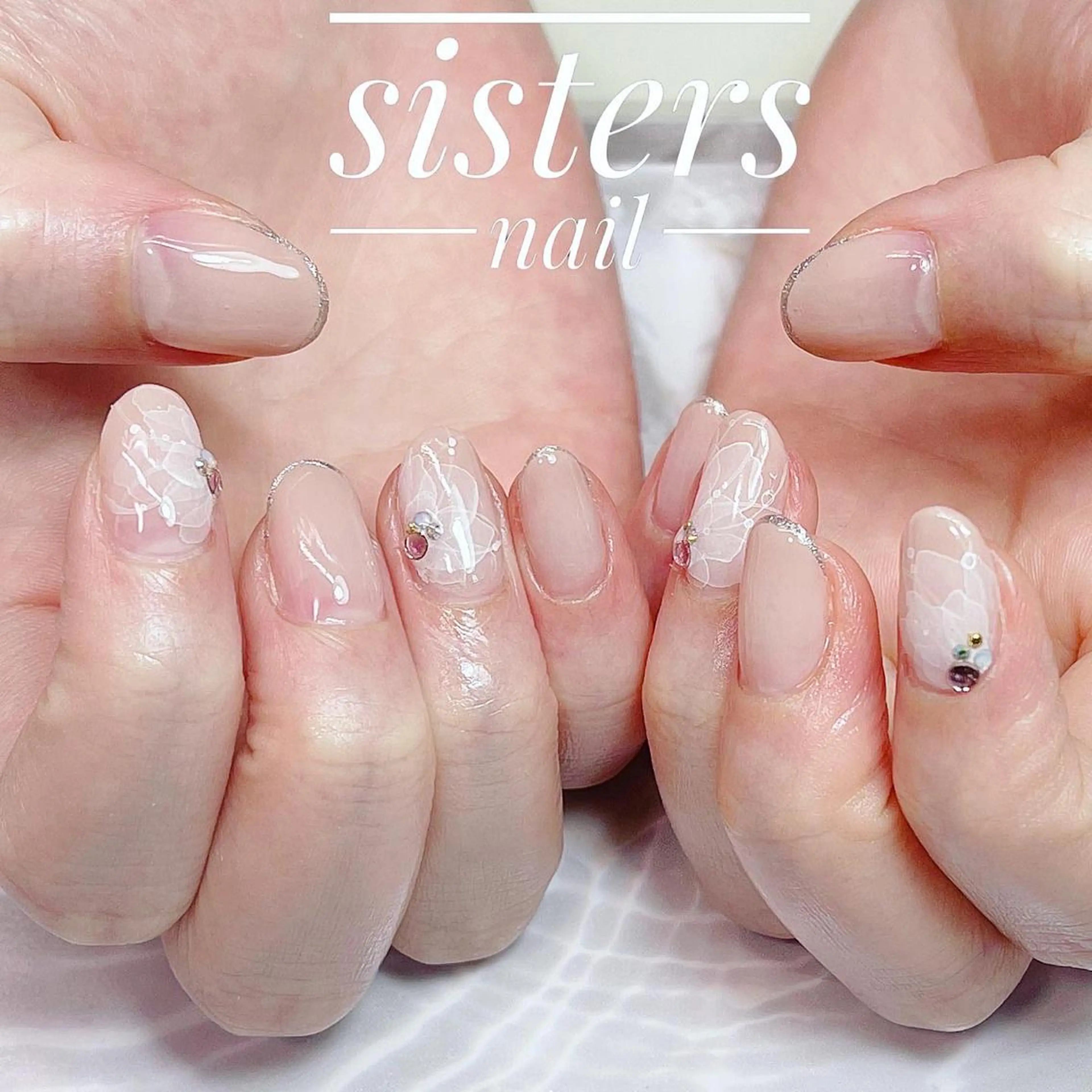 ネイル アートネイル フラワーネイル ラメ(グリッター) オフィスネイル シンプルネイル sisters nail.fのネイルデザイン