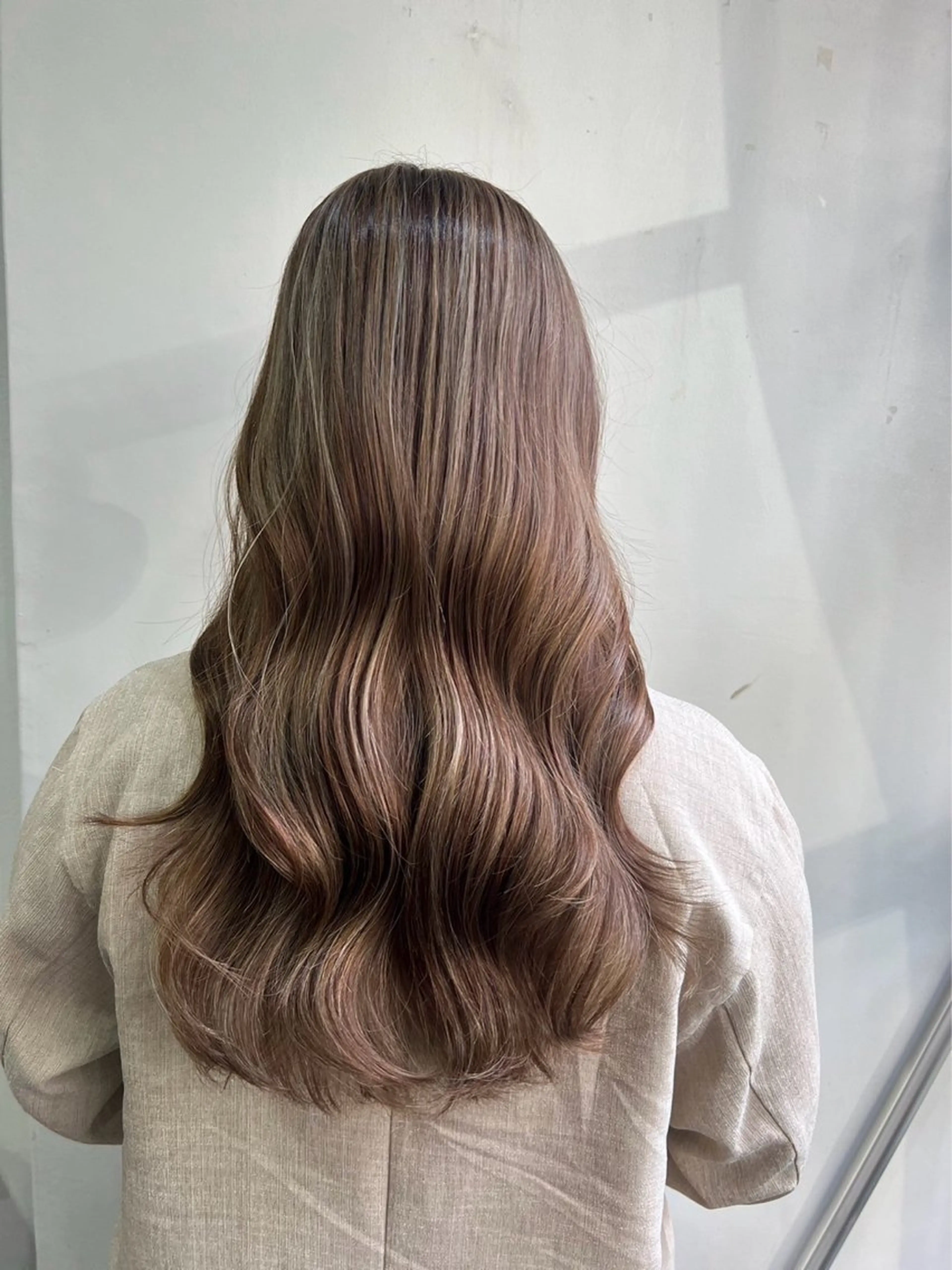 ロング カット ヘアカラー ⭐️ 傷まないカラー 美髪矯正 ⭐YUKIのヘアスタイル