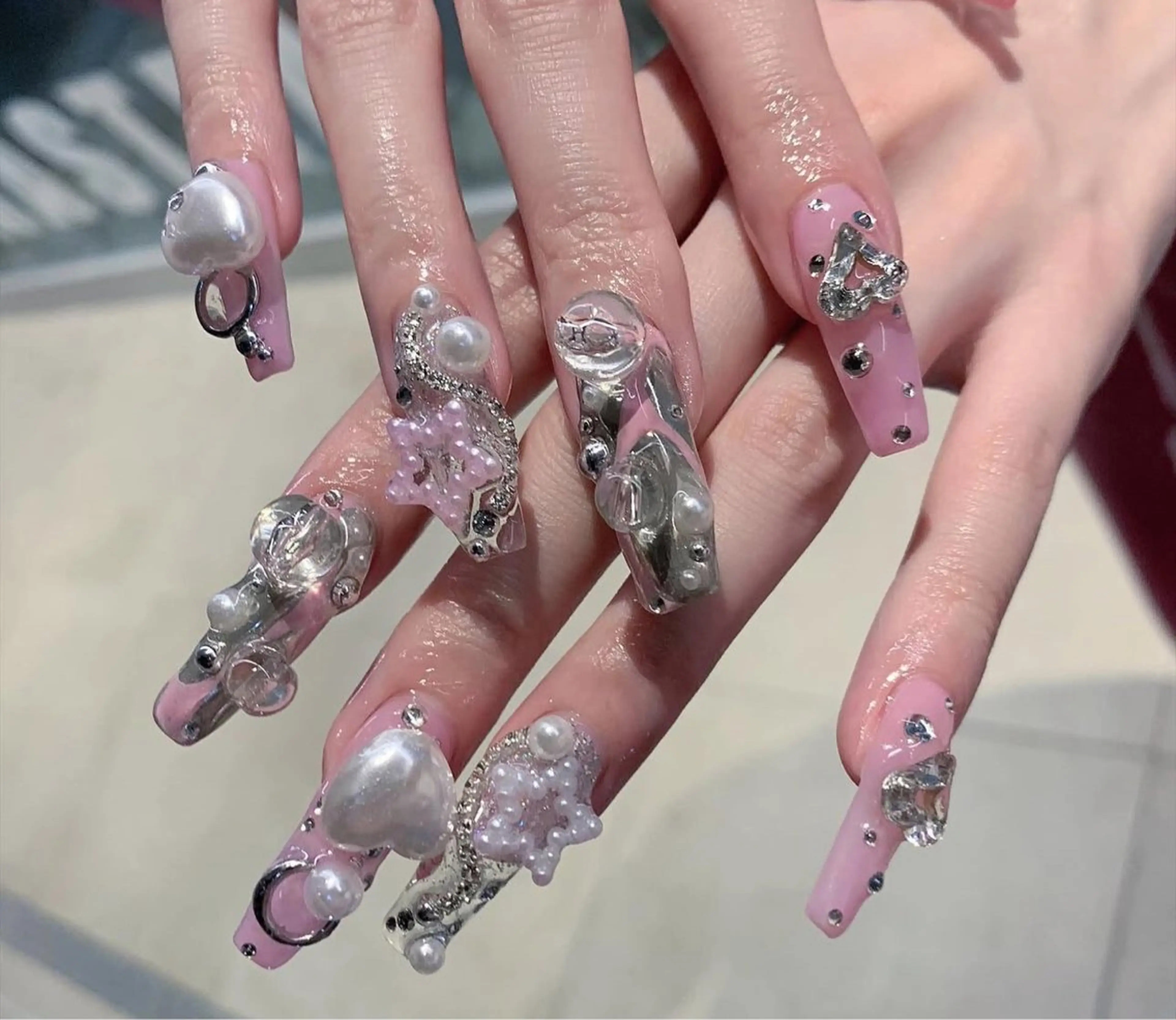 ネイル フレンチネイル ジェルネイル ハロウィン キラキラネイル 韓国ネイル H.babynailsalon所属・H.baby Nail Salonのネイルデザイン
