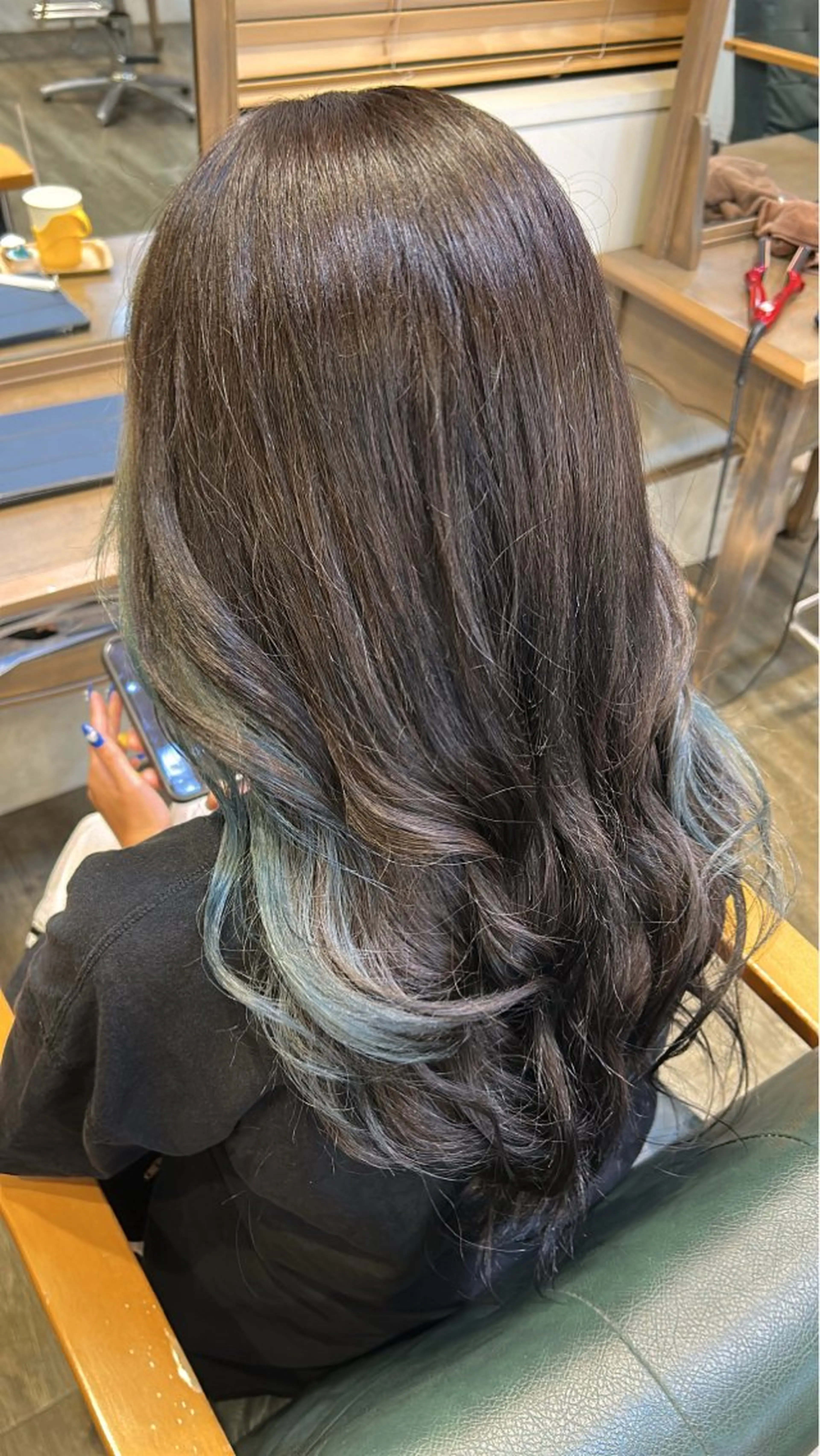 ロング カラー ヘアカラー SALOWIN 新宿三丁目me+所属・レイヤーカット/ボブ /髪質改善/ハルカのヘアスタイル