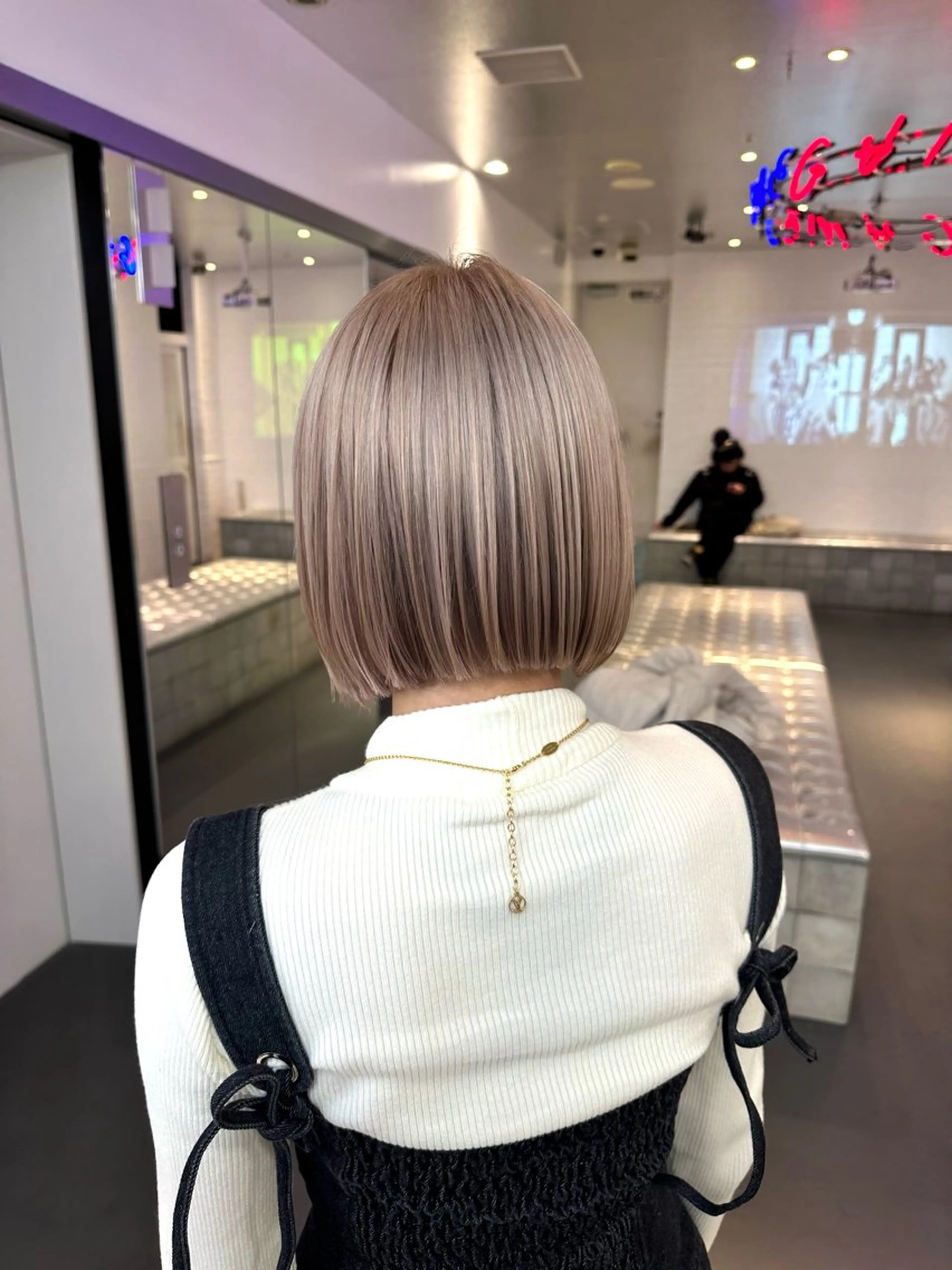 ミディアム カラー ヘアカラー トリートメント 🌈ベージュ艶髪🌈 ボブ/ユウトのヘアスタイル