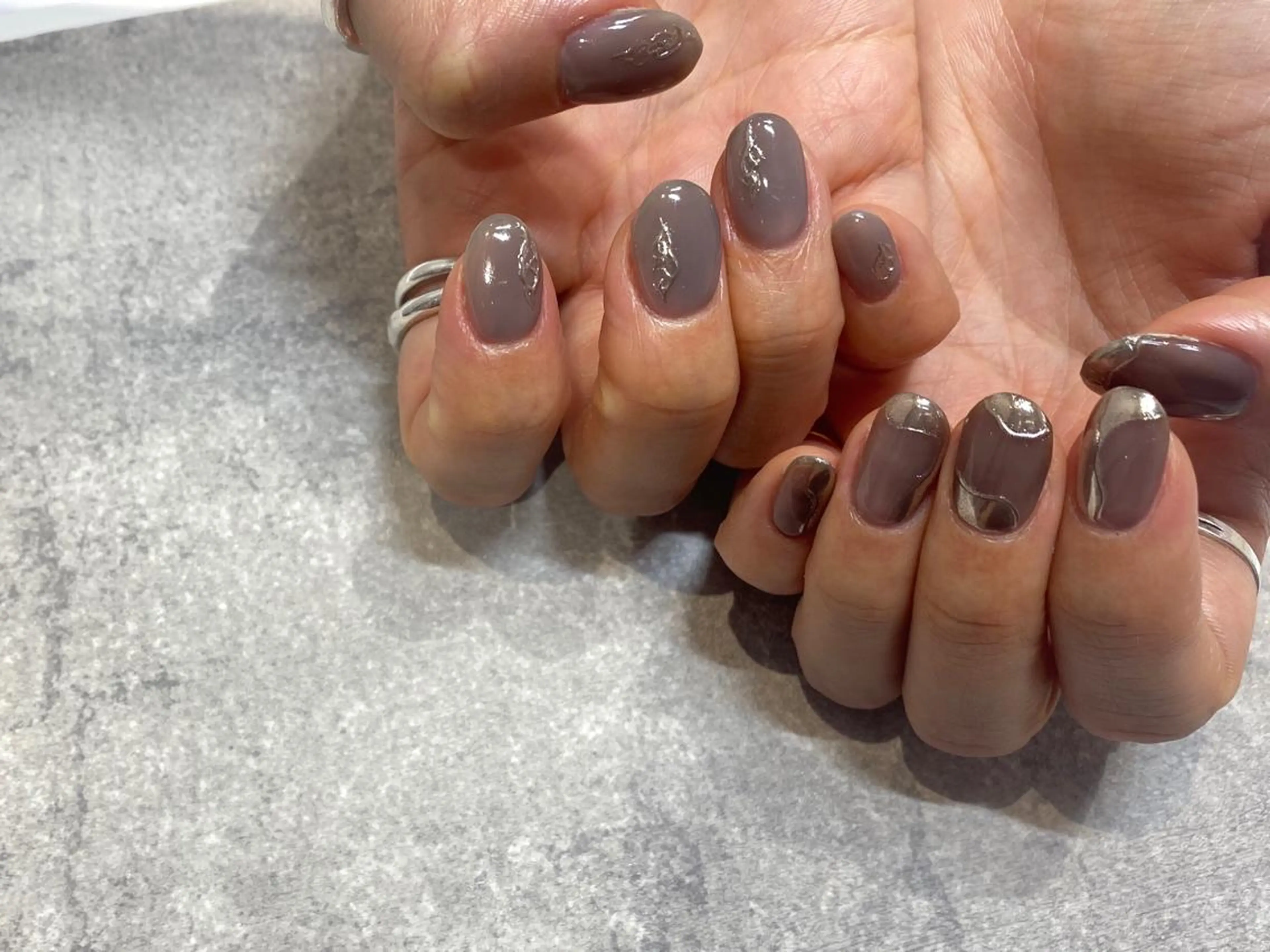 ネイル ハンドネイル NINEnami ニュアンスネイルのネイルデザイン