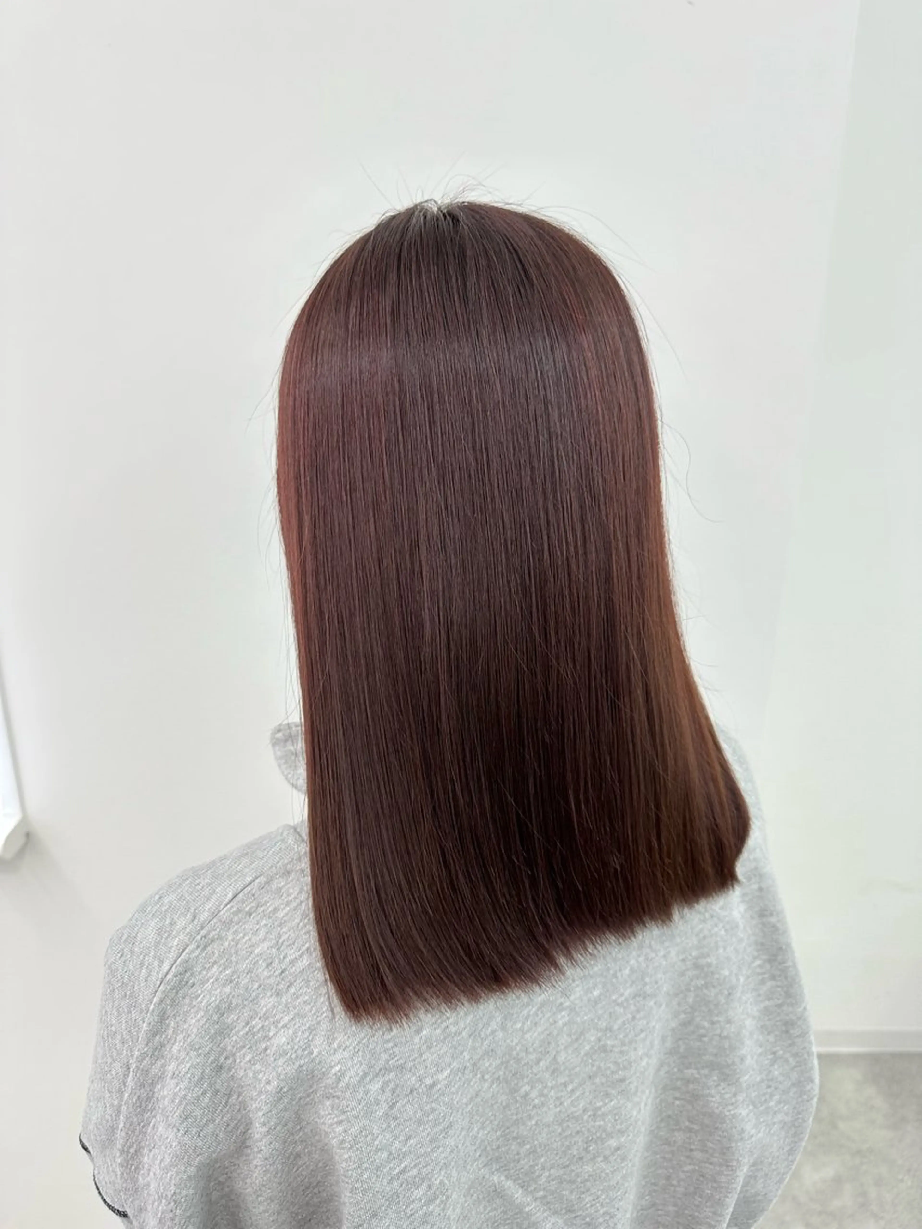 セミロング カラー ヘアカラー トリートメント 🍒ワイン系 ウルフカット🍒拓未のヘアスタイル
