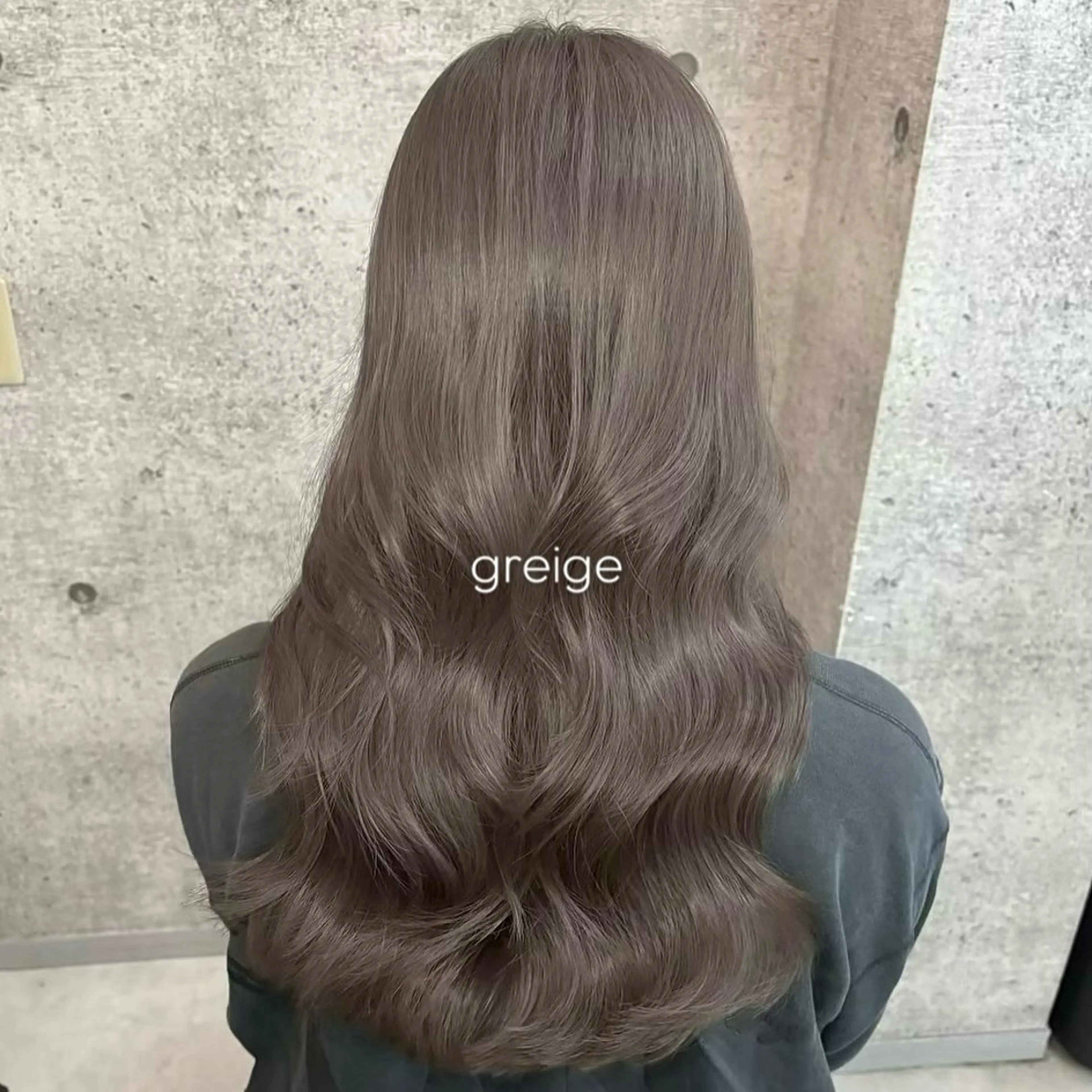 セミロング カラー カット ヘアカラー トリートメント iki omotesando所属・akiho/透明感 カラー/グレージュのヘアスタイル