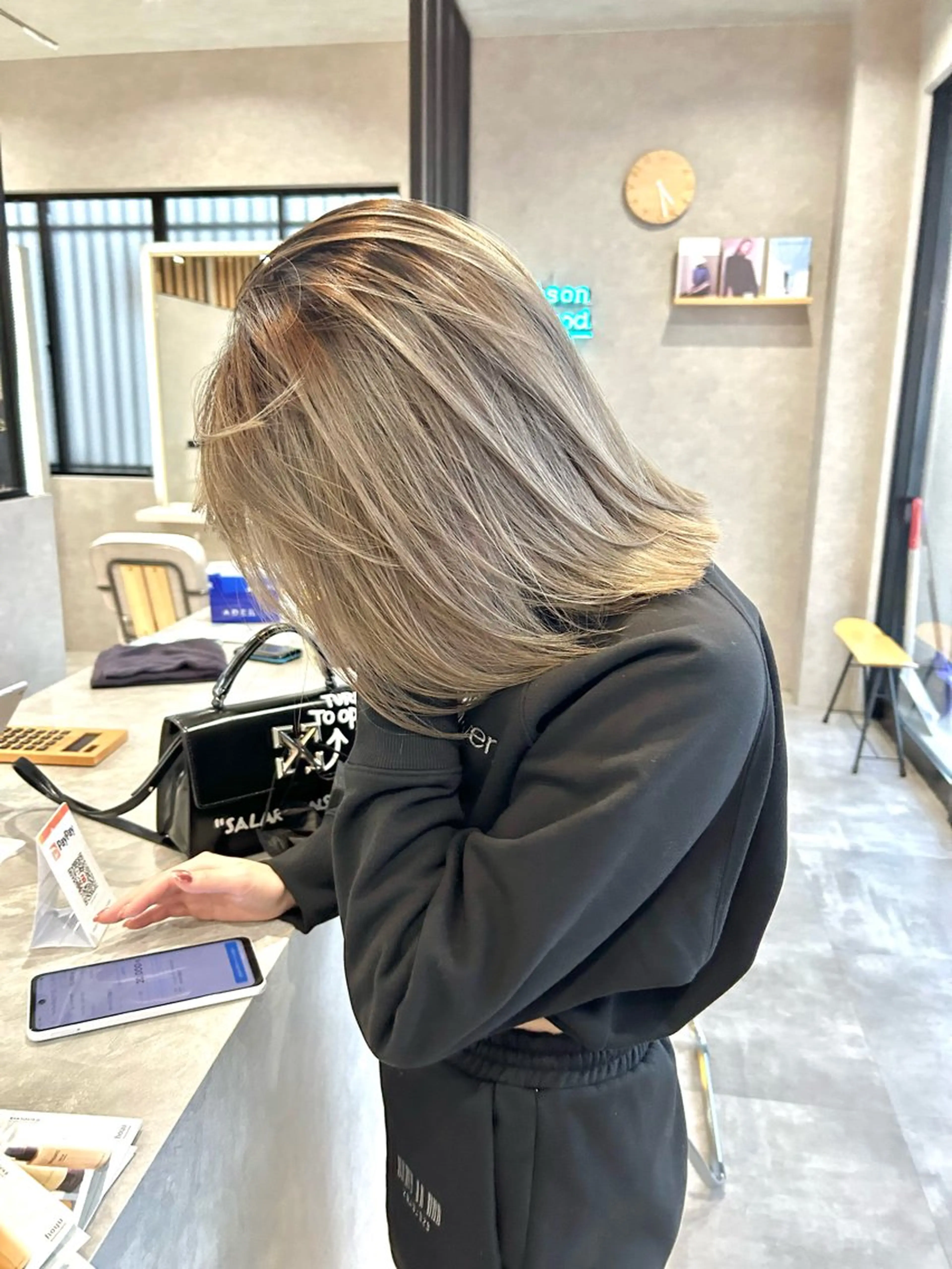 ミディアム カラー ヘアカラー トリートメント mood tatemachiのヘアスタイル