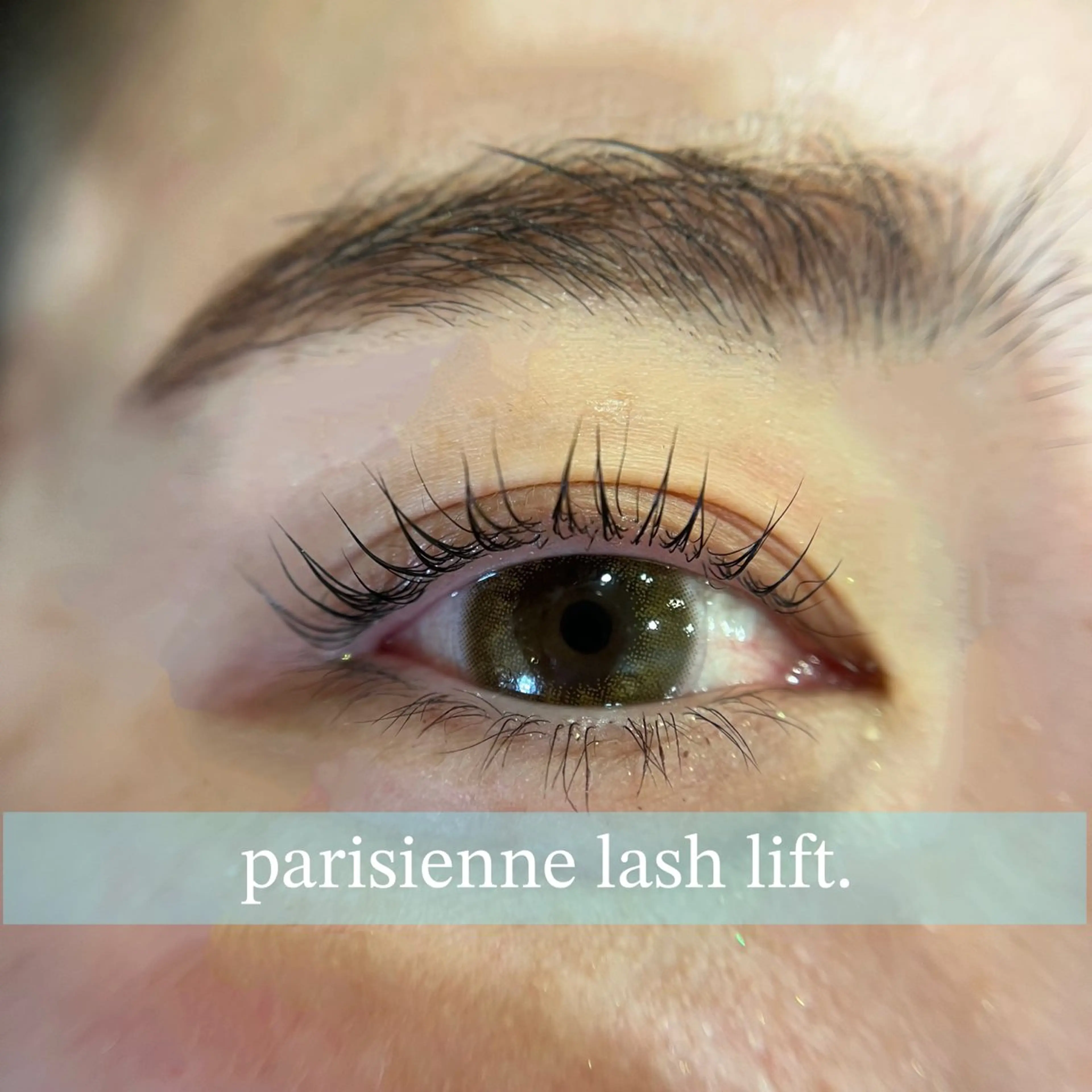 マツエク・マツパ kurogi nanakaのネイルデザイン