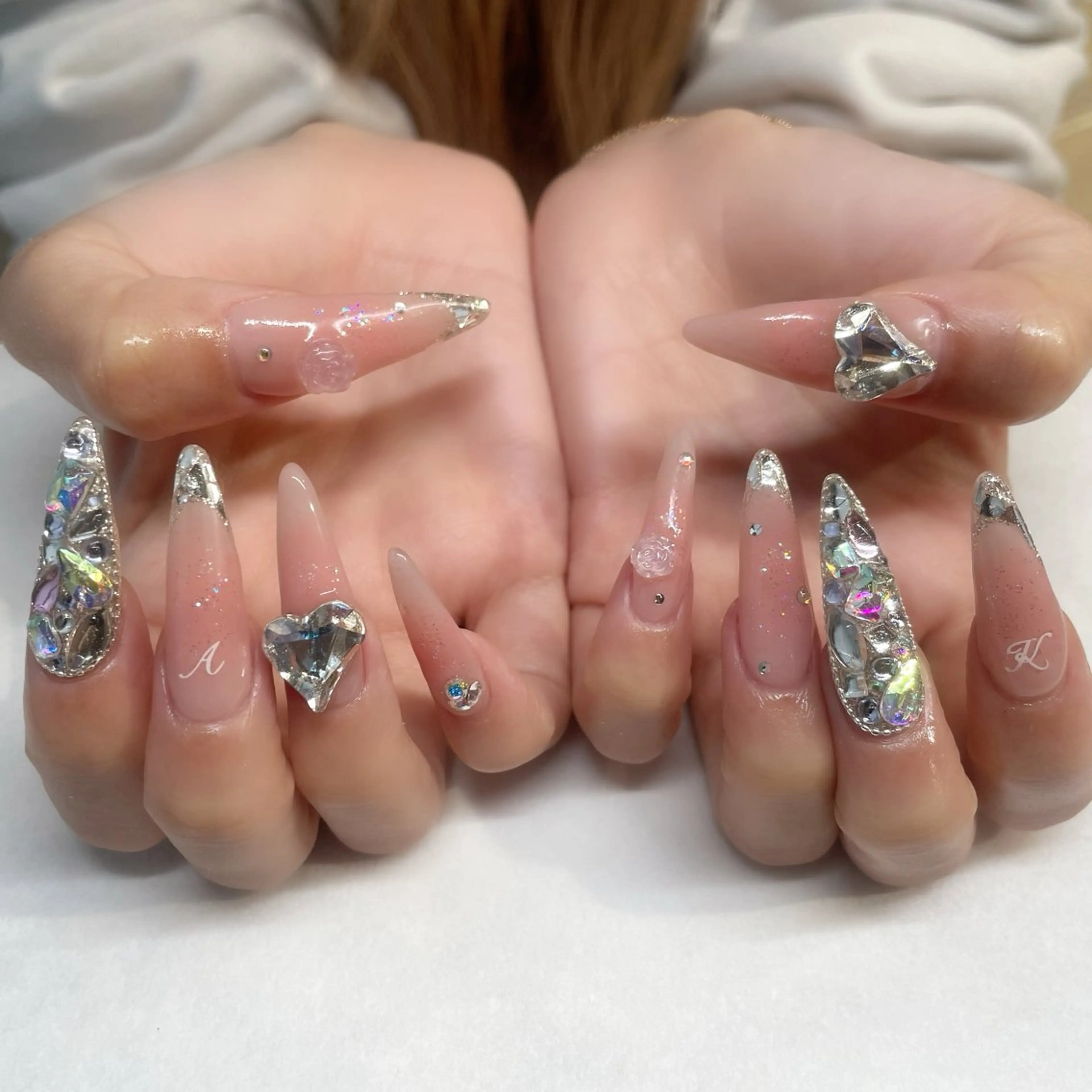 ネイル ハンドネイル 💎🐰 saki. m 🐰💎のネイルデザイン