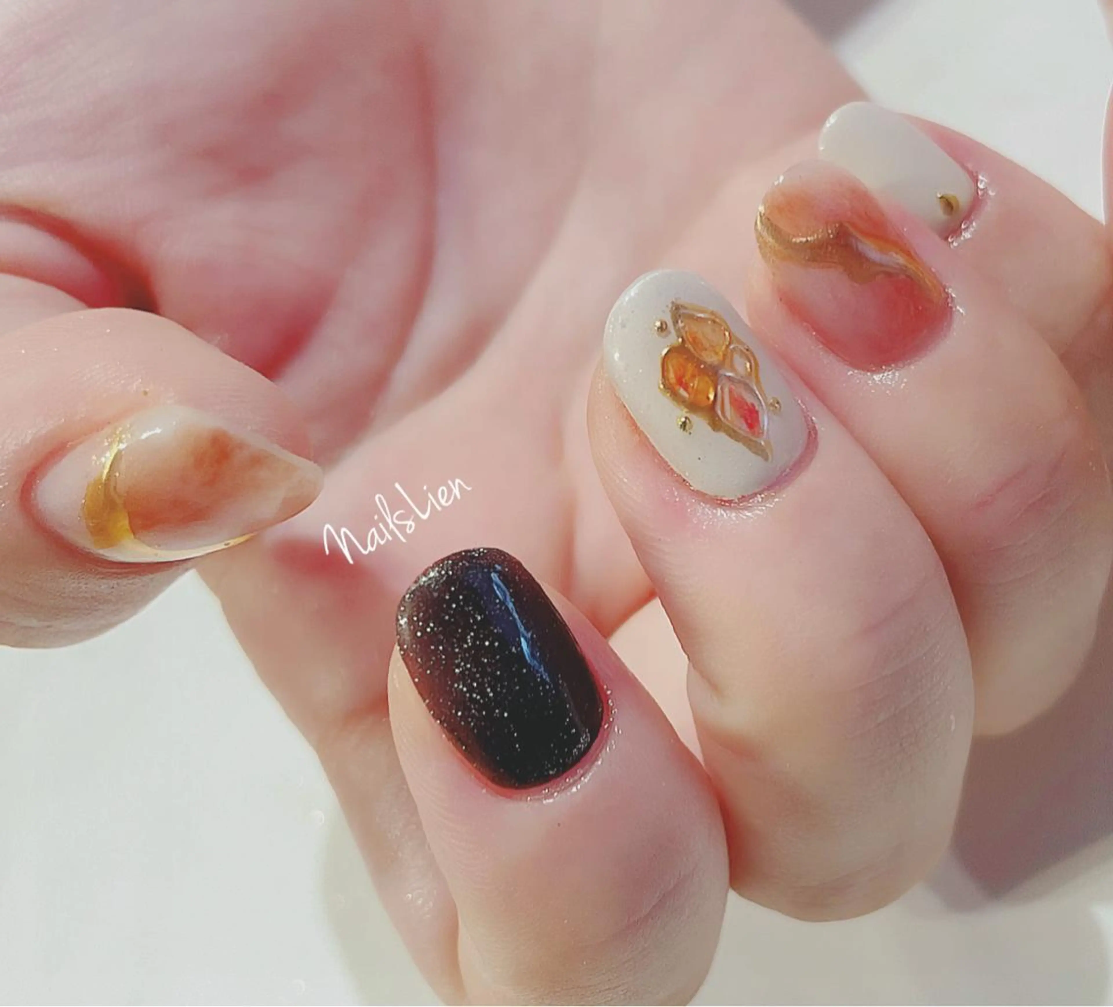 ネイル アニマル柄 フラワーネイル フレンチネイル ガラスフレンチ グラデーション 凛 リンのその他イメージ