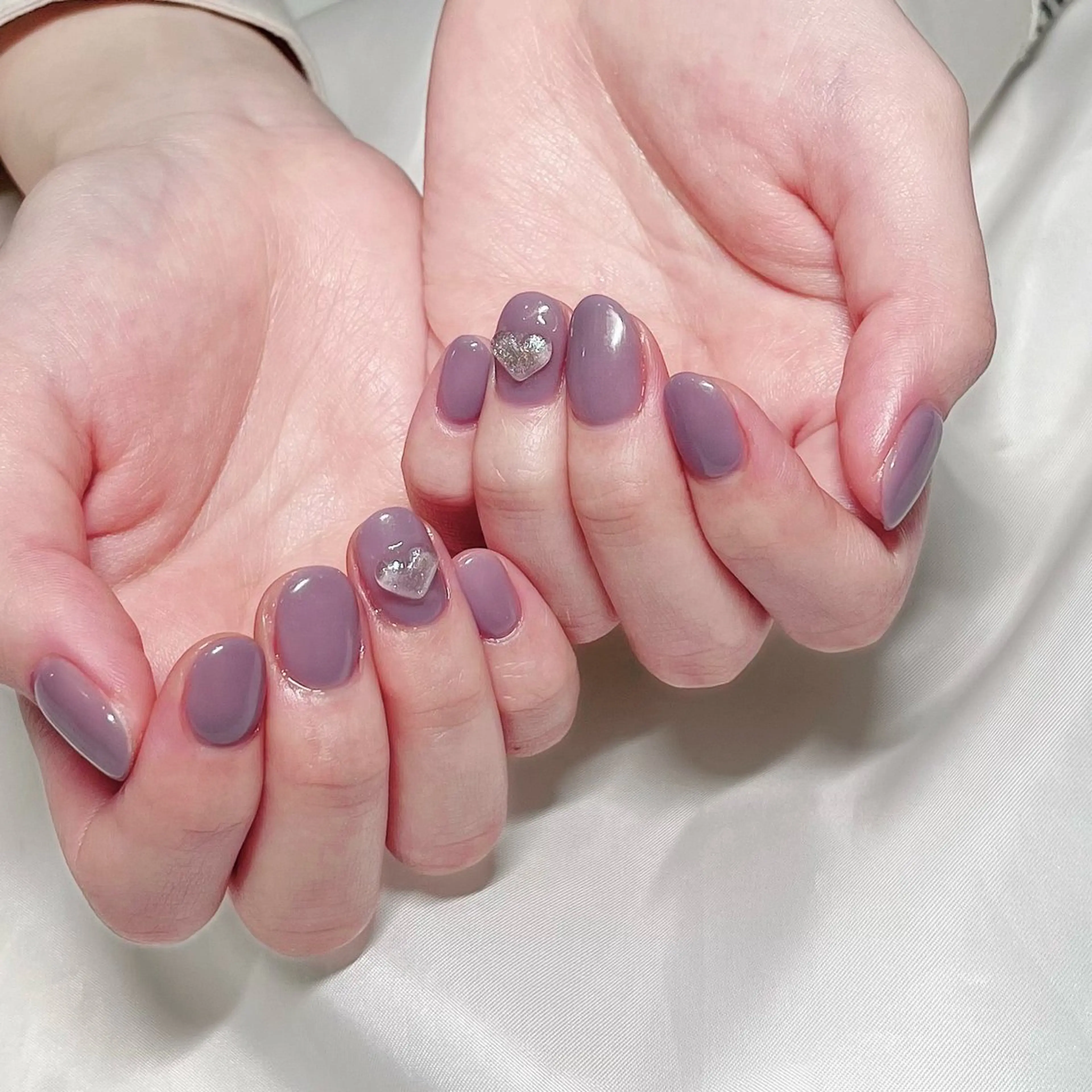 ネイル パープル シンプルネイル ハンドネイル 榊原 友美のネイルデザイン