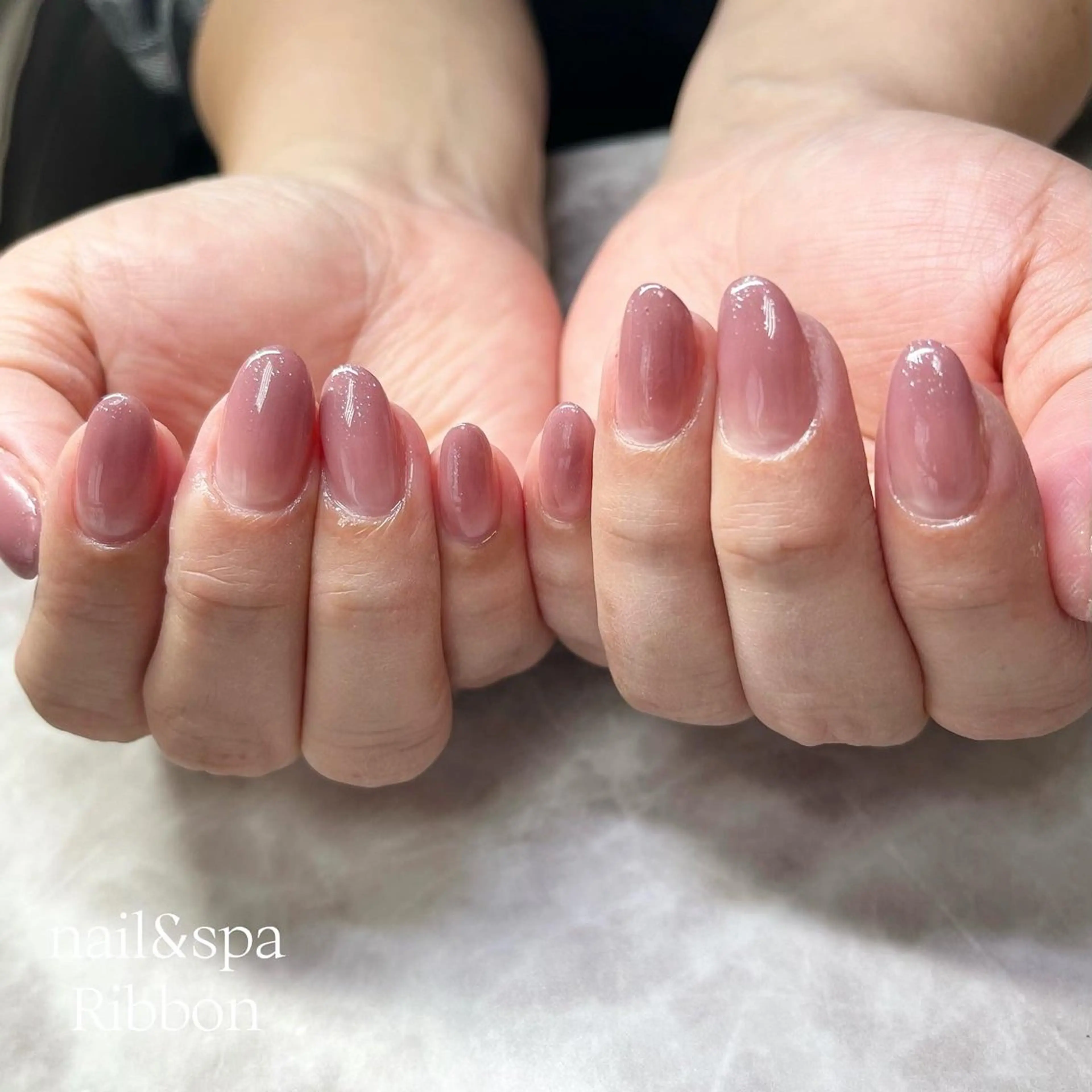 ネイル 東 真百のネイルデザイン