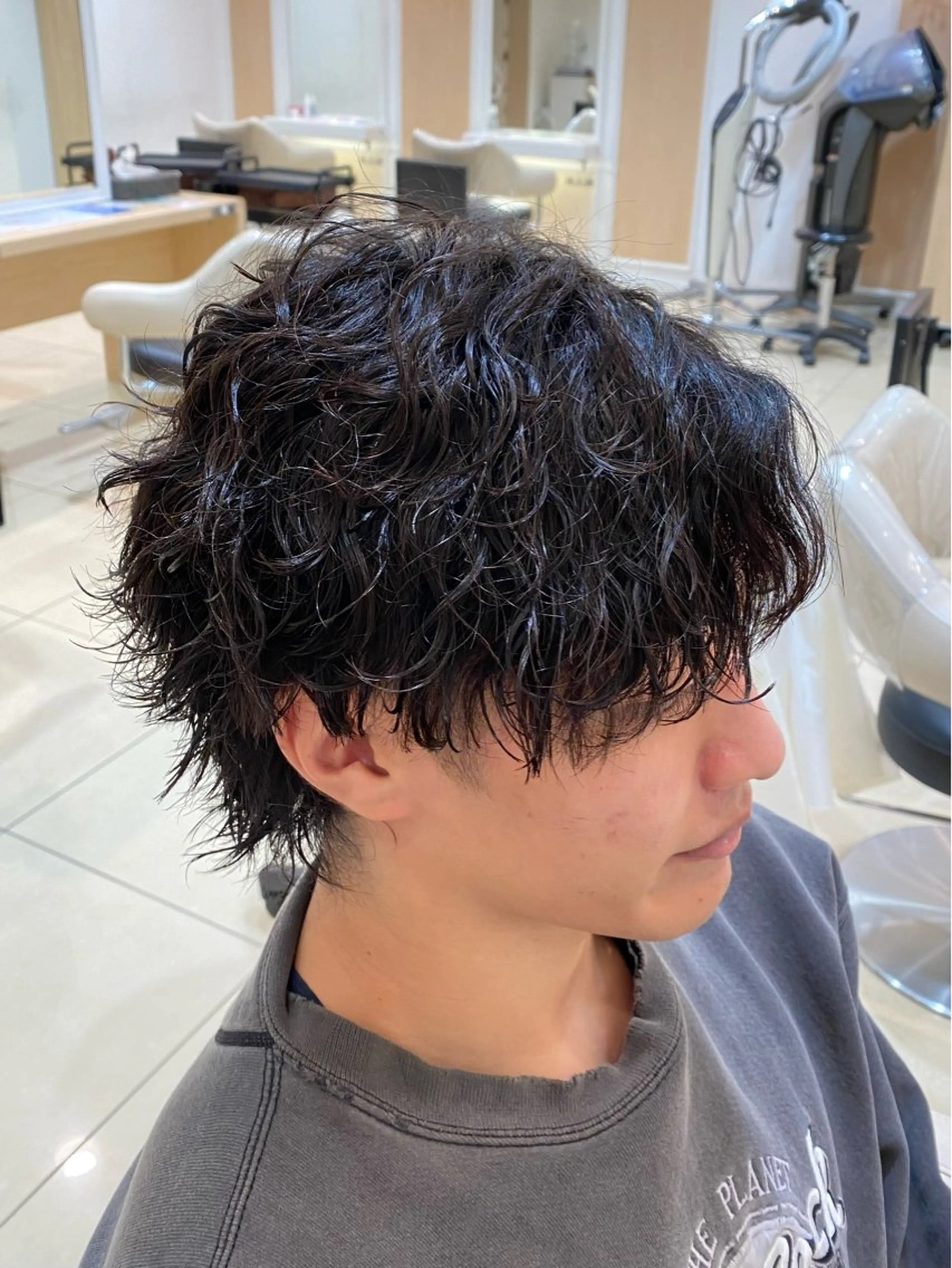 ショート パーマ メンズ カット パーマ メンズ特化型美容師 栗山勇人のヘアスタイル