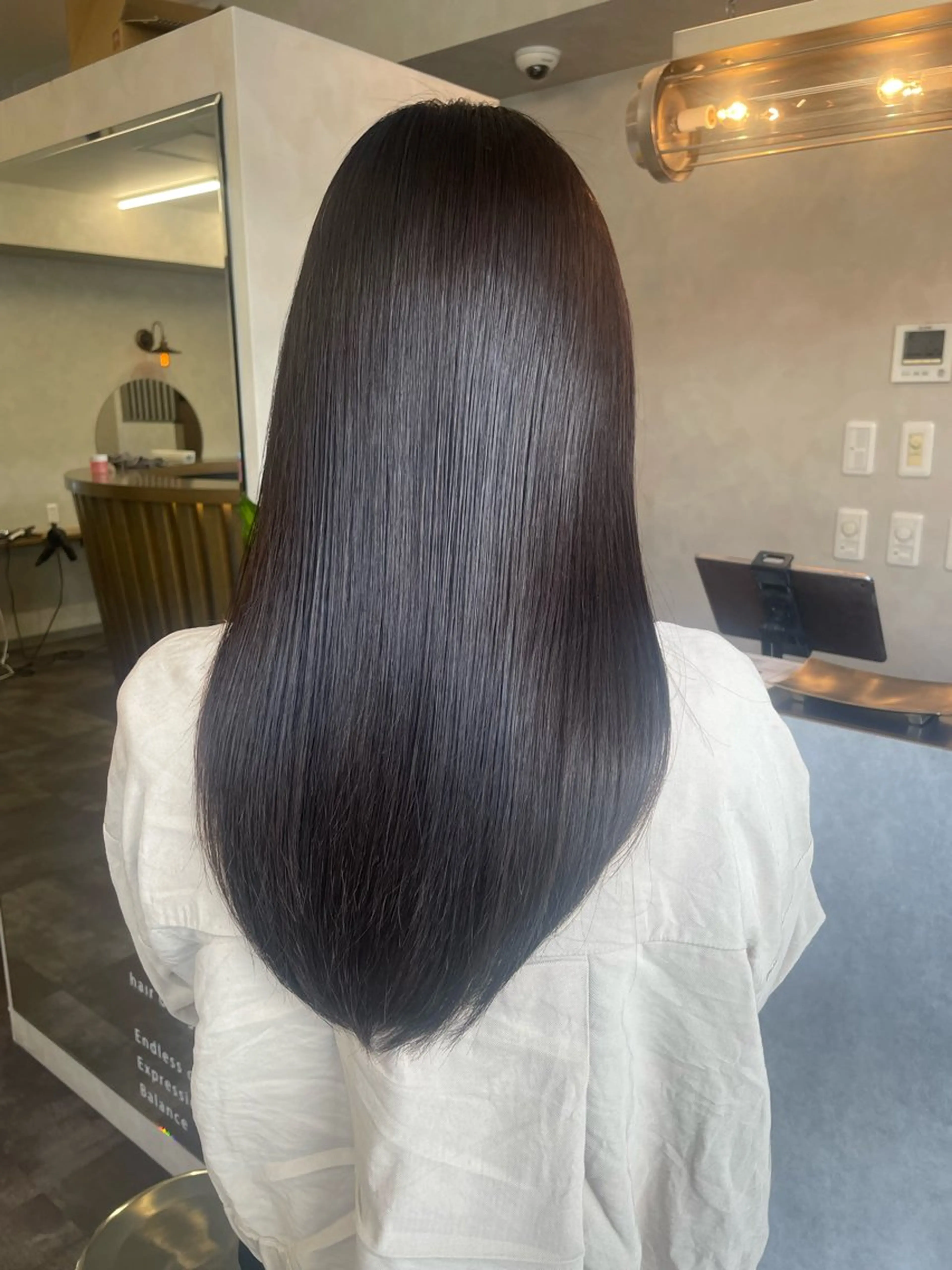 ロング 【髪質改善】 【酸性ストレート】のヘアスタイル