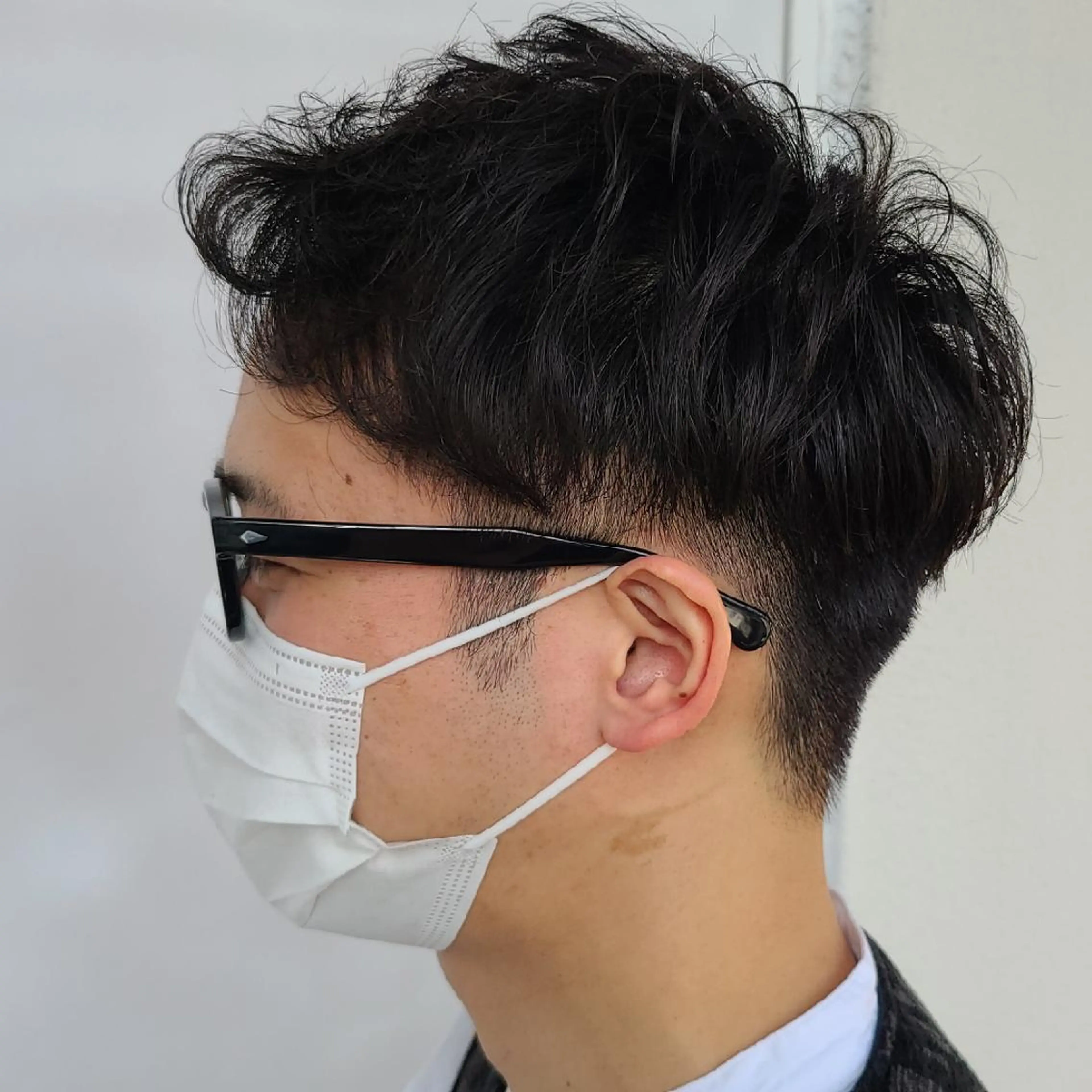 ショート パーマ メンズ 501 HAIR studio所属・22時迄営業サロン⭐ YASUHIRO🌿の眉毛・アイブロウイメージ