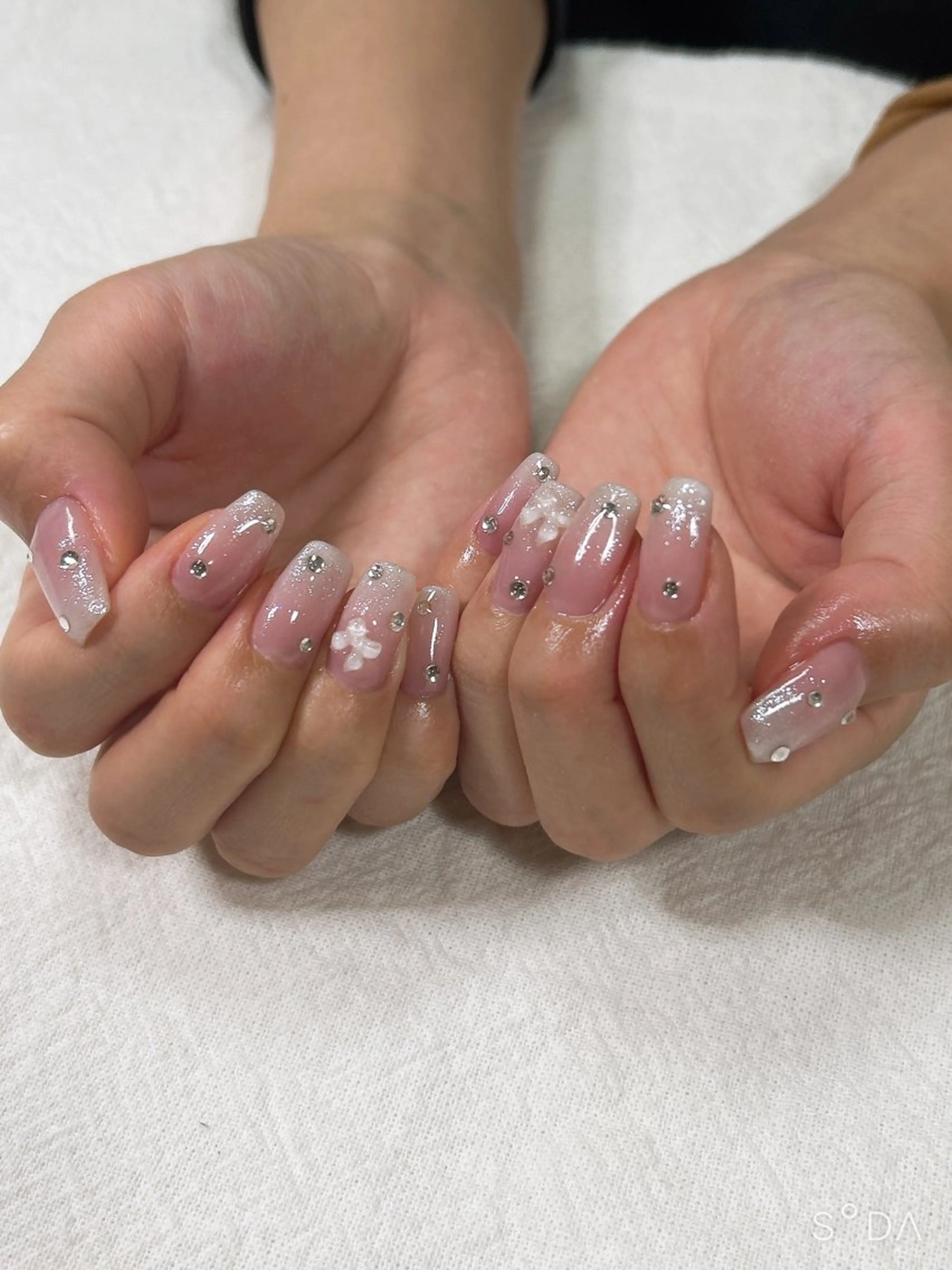 ネイル ワンホンネイル KaPílína nail salonのネイルデザイン