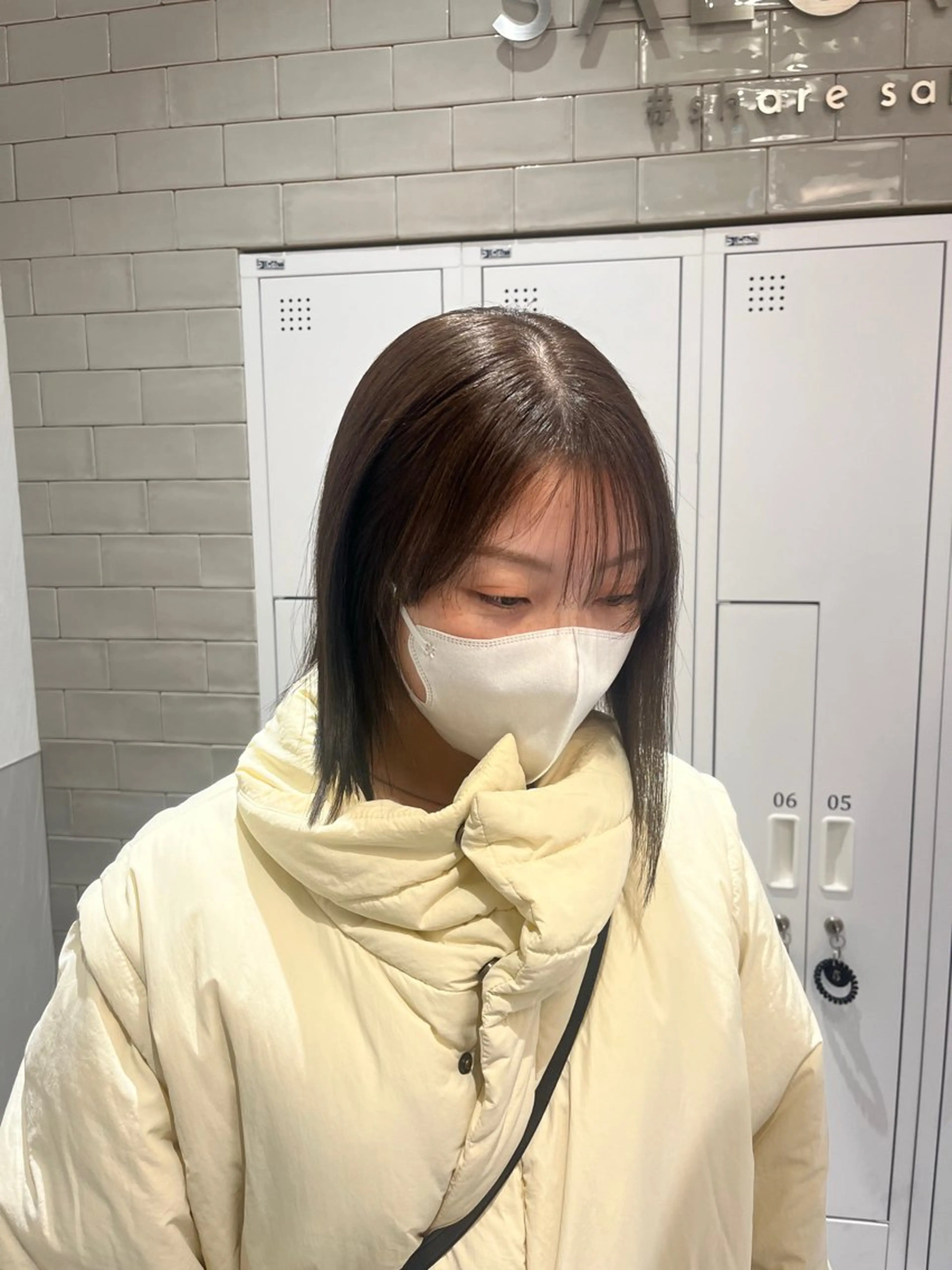 ミディアム カット ヘアカラー ayane 🩵のヘアスタイル