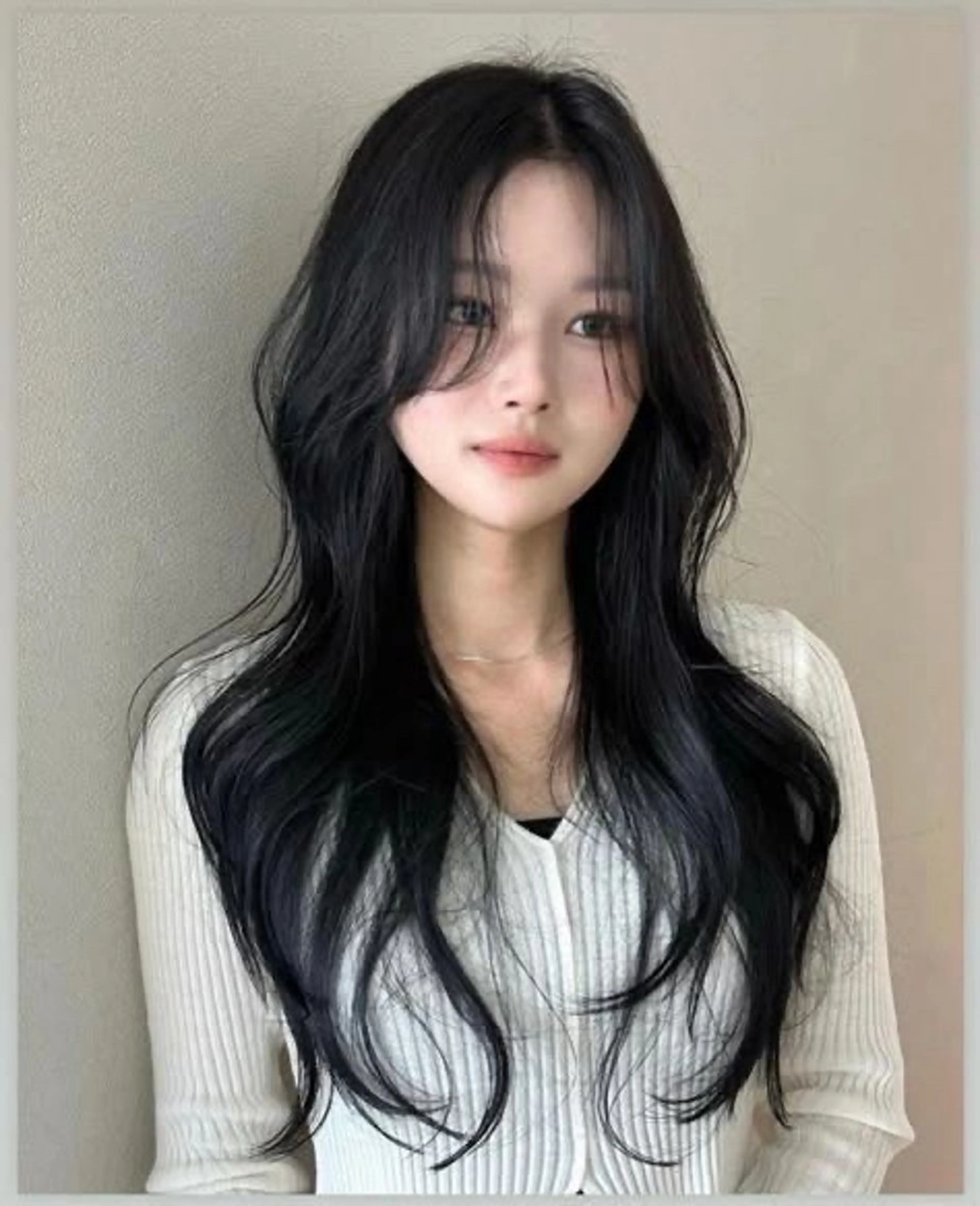 ロング ⭐︎レイヤーカット 深井朱莉⭐︎のヘアスタイル