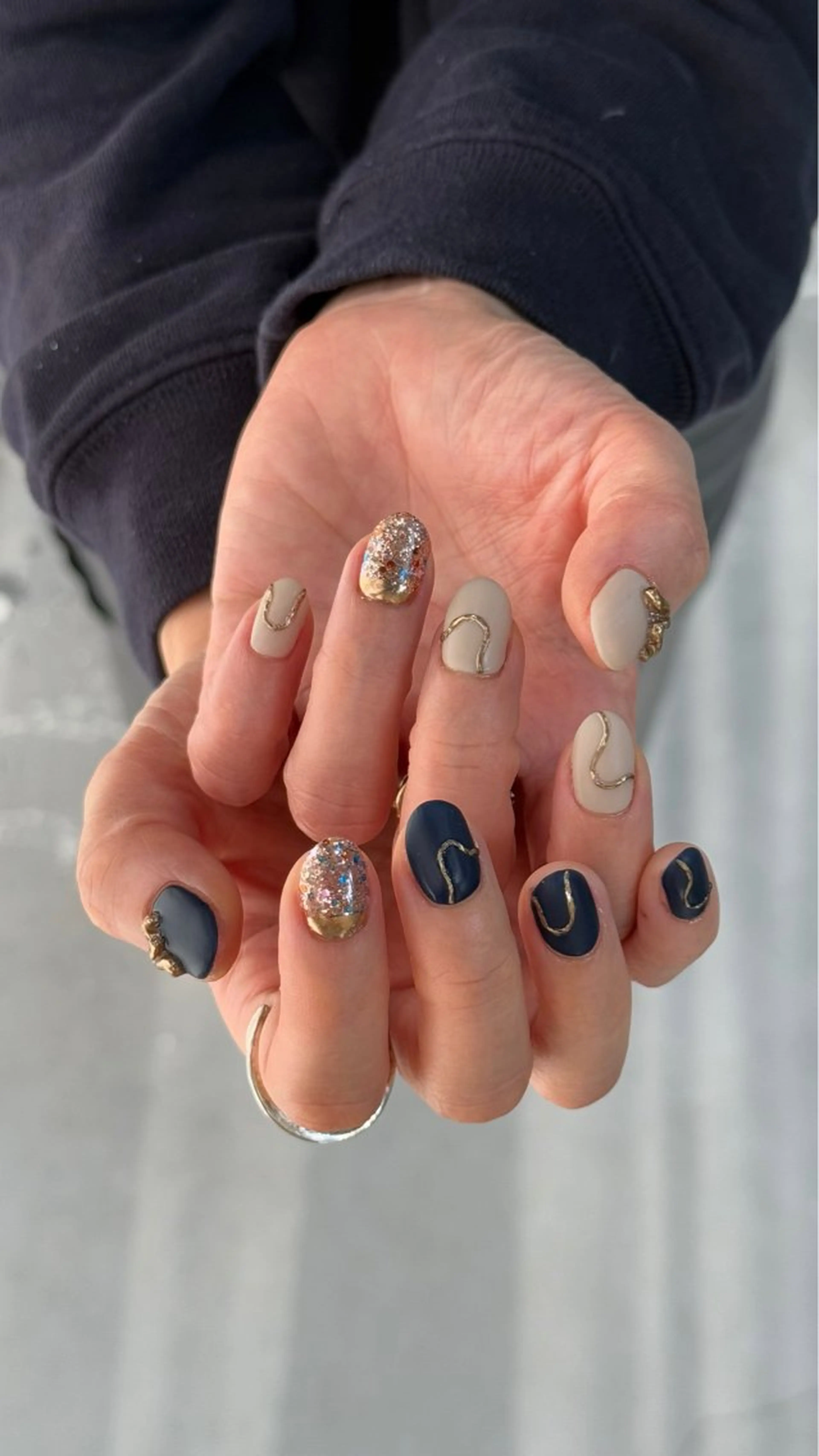 ネイル キラキラネイル ハンドネイル Momoka ネイリスト福岡/薬院のネイルデザイン