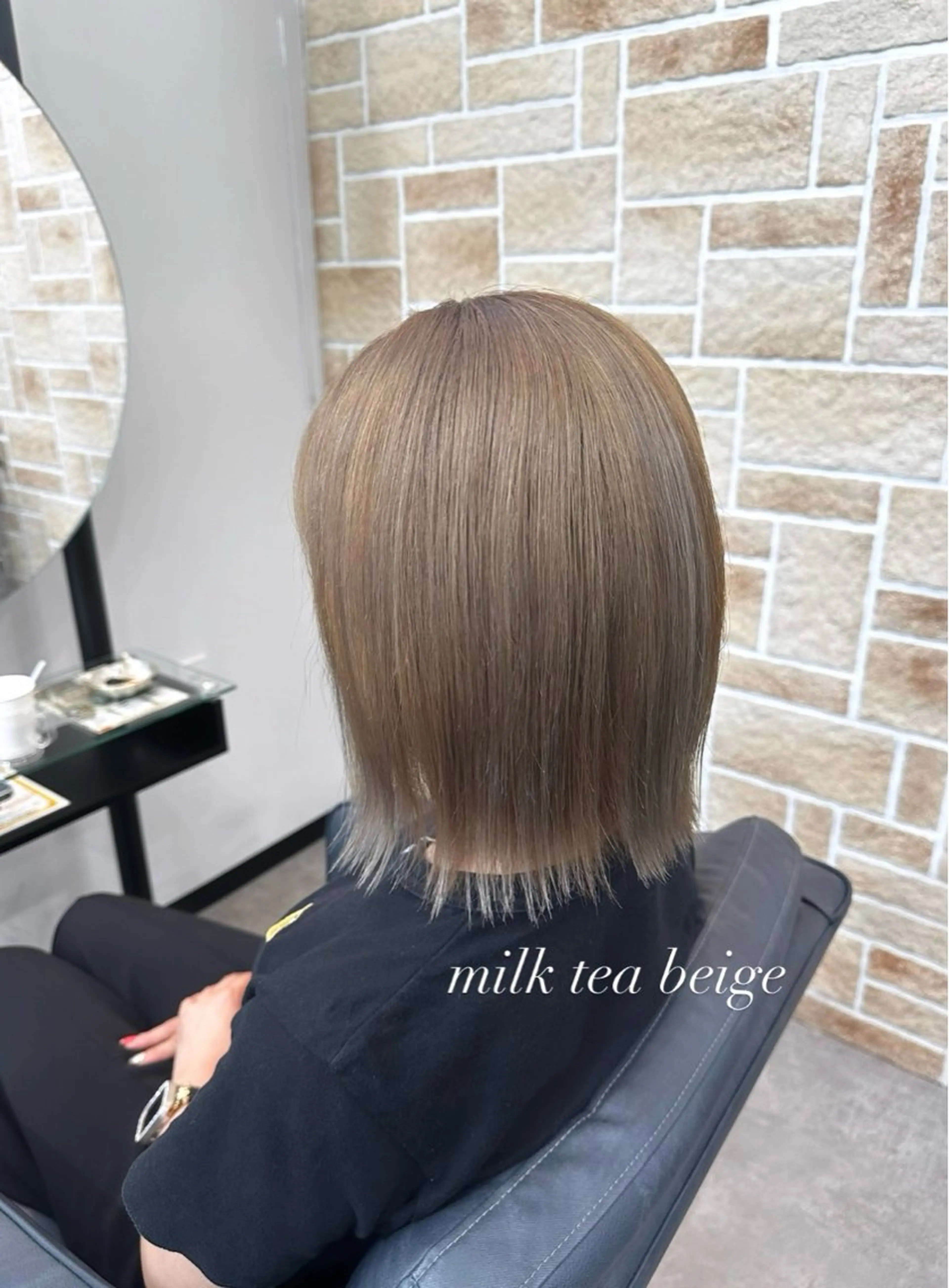 ミディアム カラー ベージュカラー ブリーチ ミルクティーベージュ ヘアカラー ダメージレスカラー/ ケアブリーチ/竜希のヘアスタイル