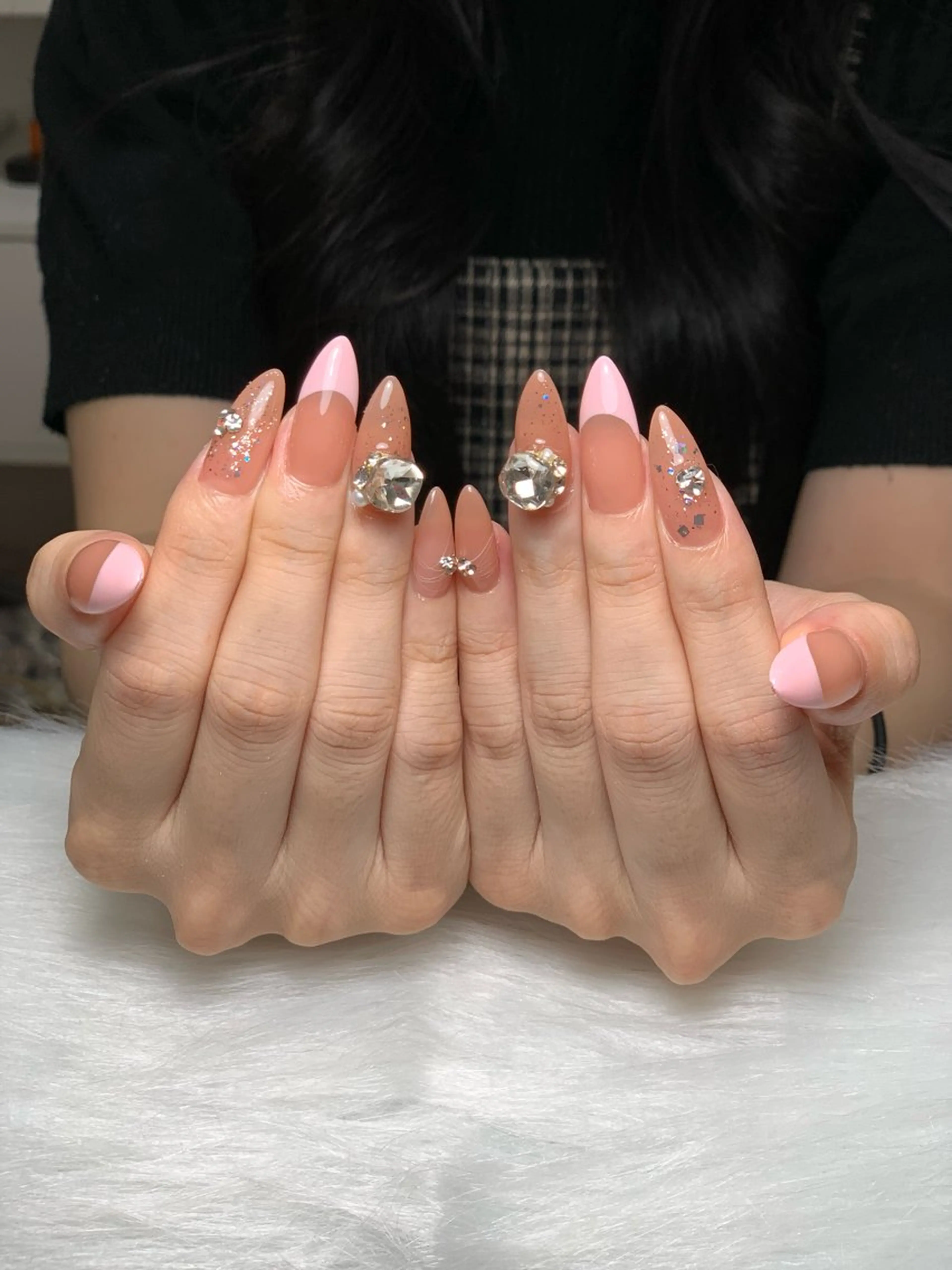 ネイル アートネイル 長さ出し ジェルネイル マグネットネイル ニュアンスネイル ハンドネイル Cloudy Chan Nailのネイルデザイン