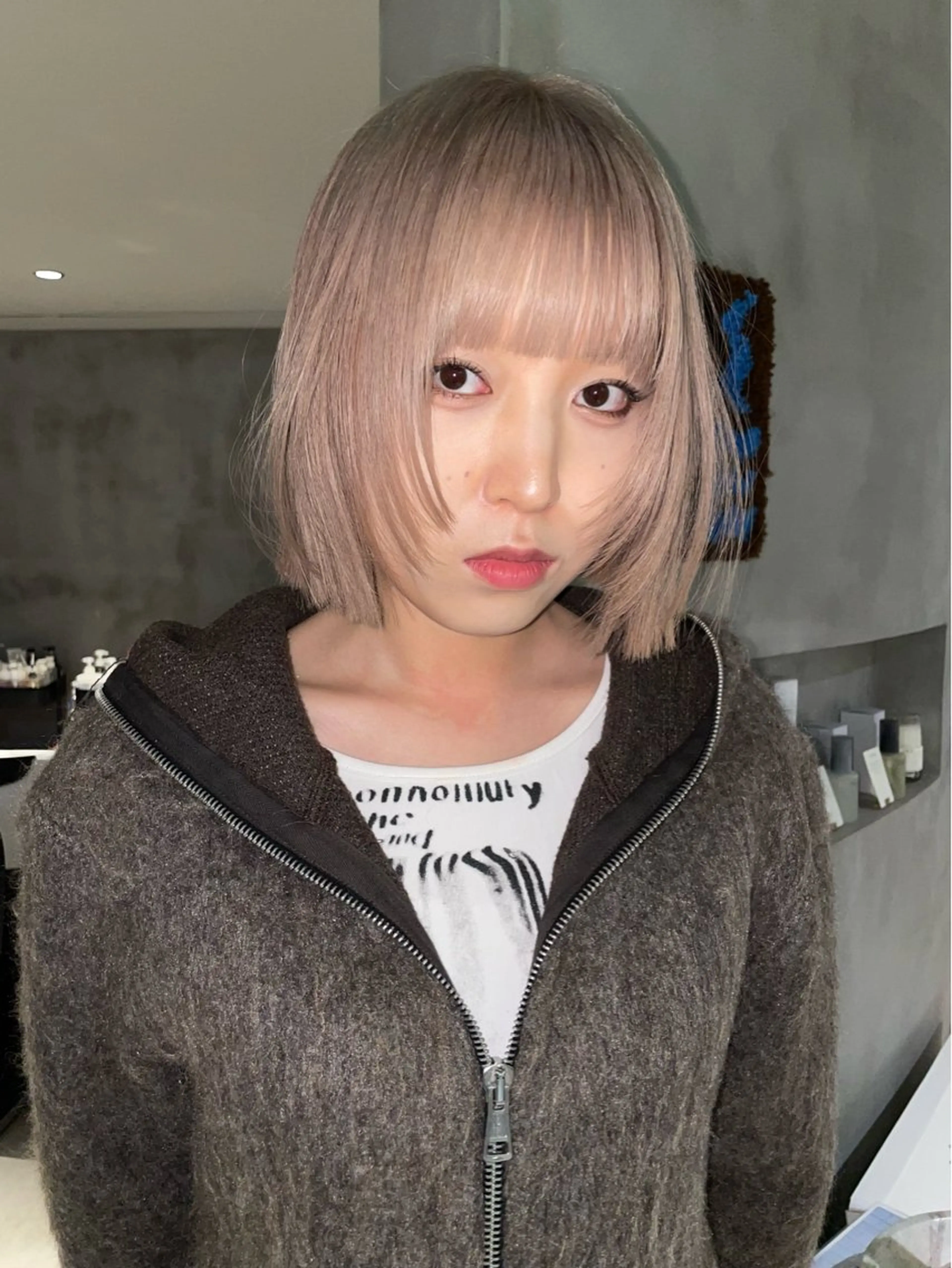 ミディアム カラー ヘアカラー how所属・大阪/心斎橋 /ハイトーン/ちひろのヘアスタイル