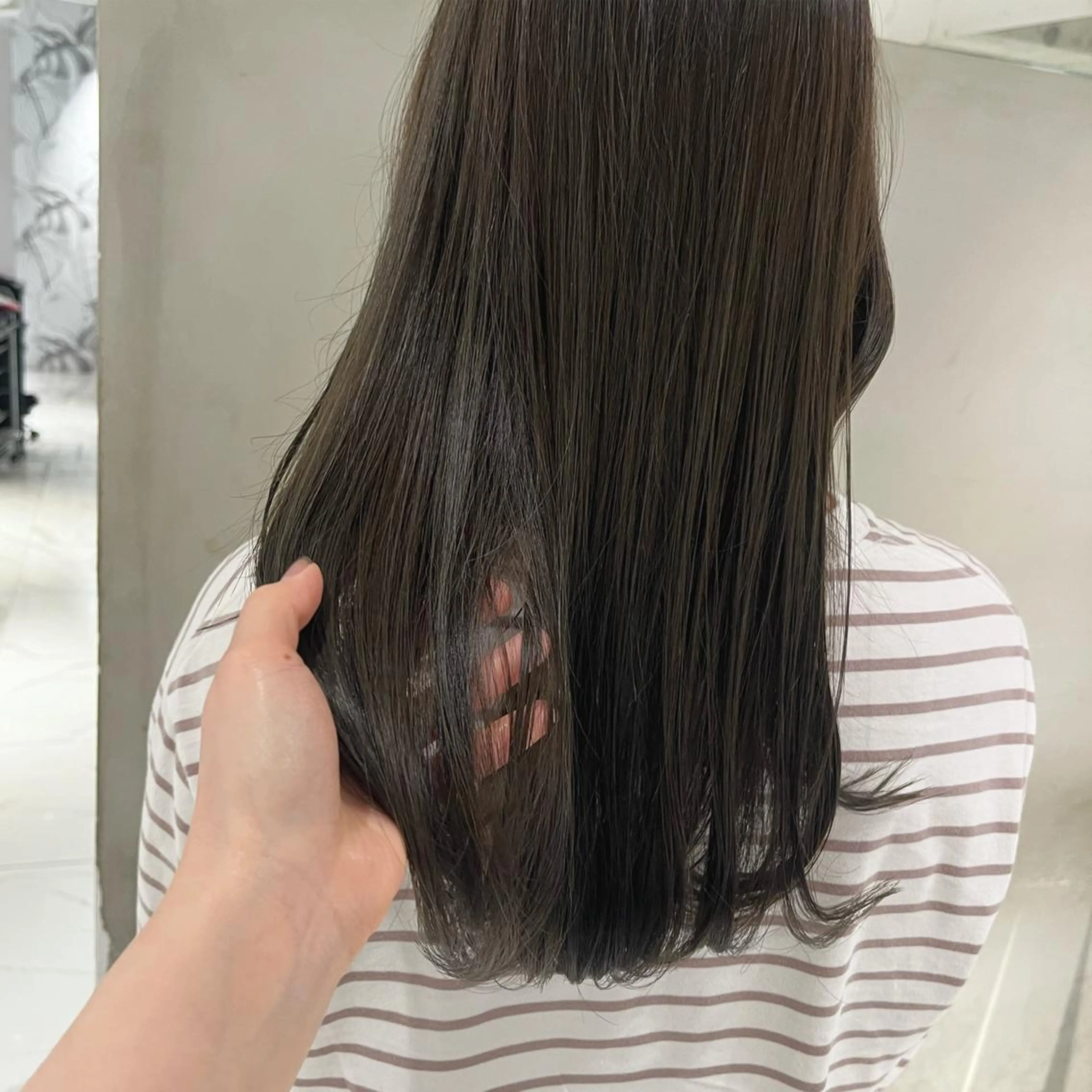 カラー カット ヘアカラー トリートメント ヘッドスパ ヘアセット カジュアルを女っぽく 𝗮𝘆𝗮𝗰𝗼のヘアスタイル