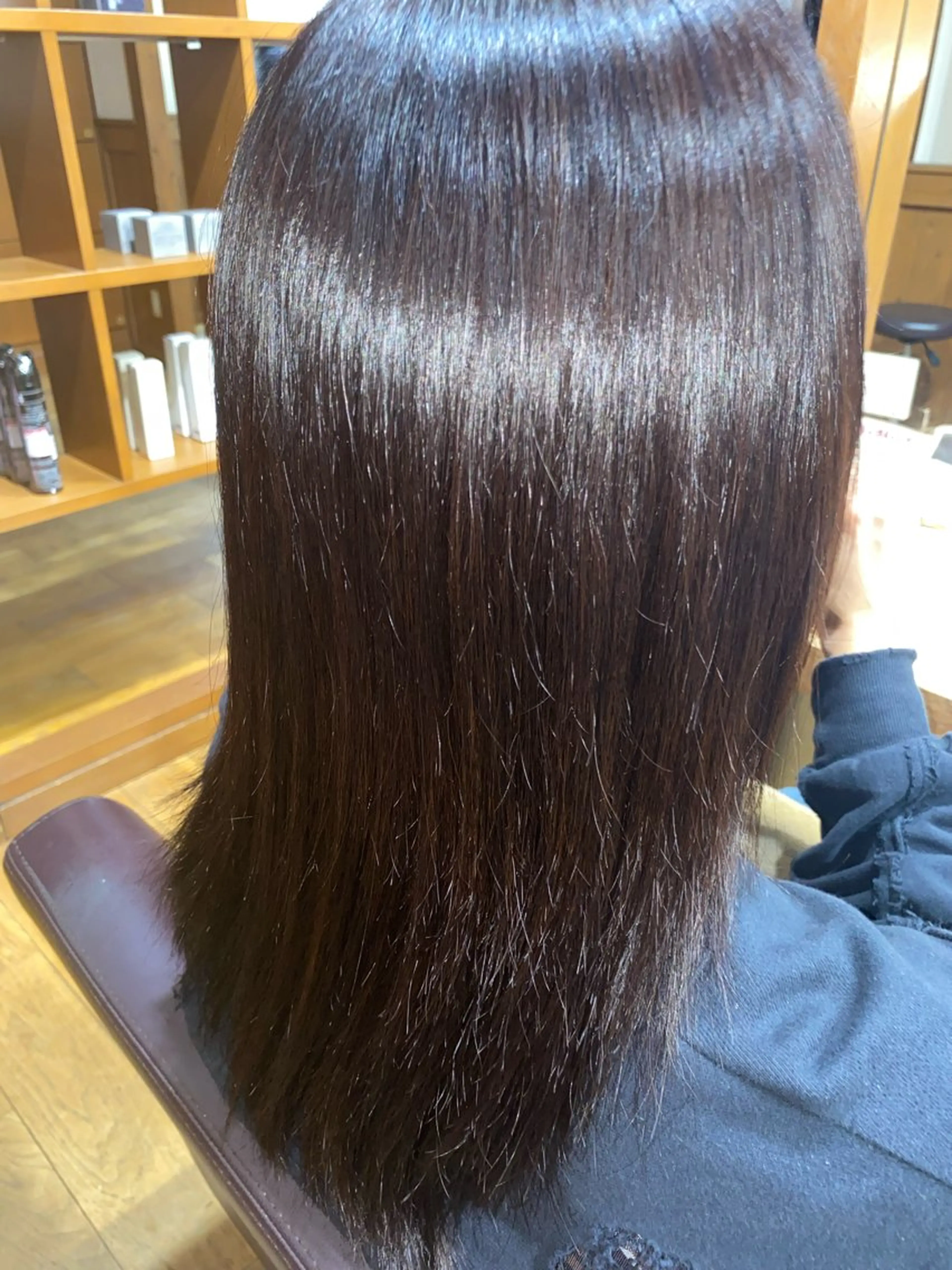 セミロング カラー 有田 隼のヘアスタイル