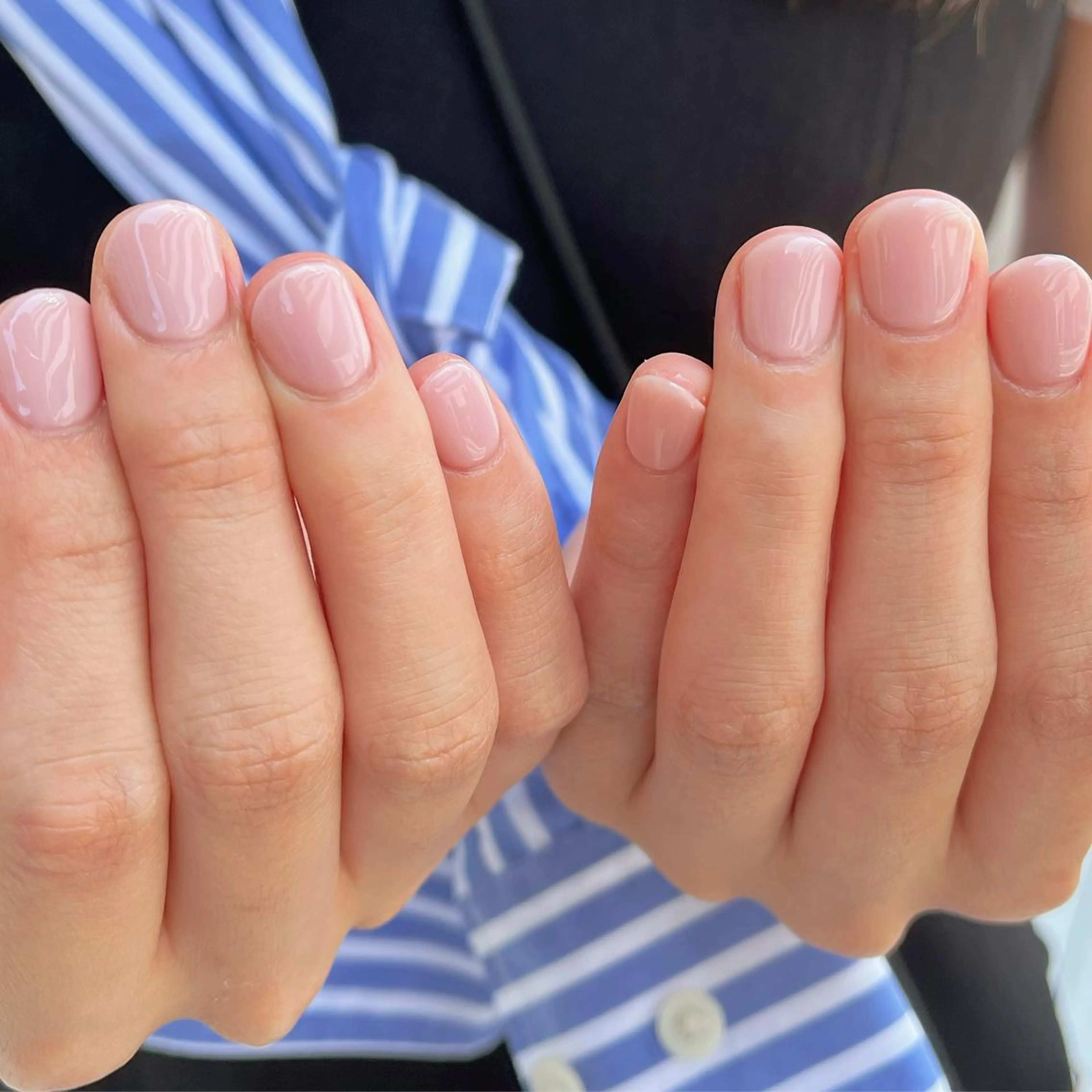 ネイル ハンドネイル 内田 里穂のネイルデザイン