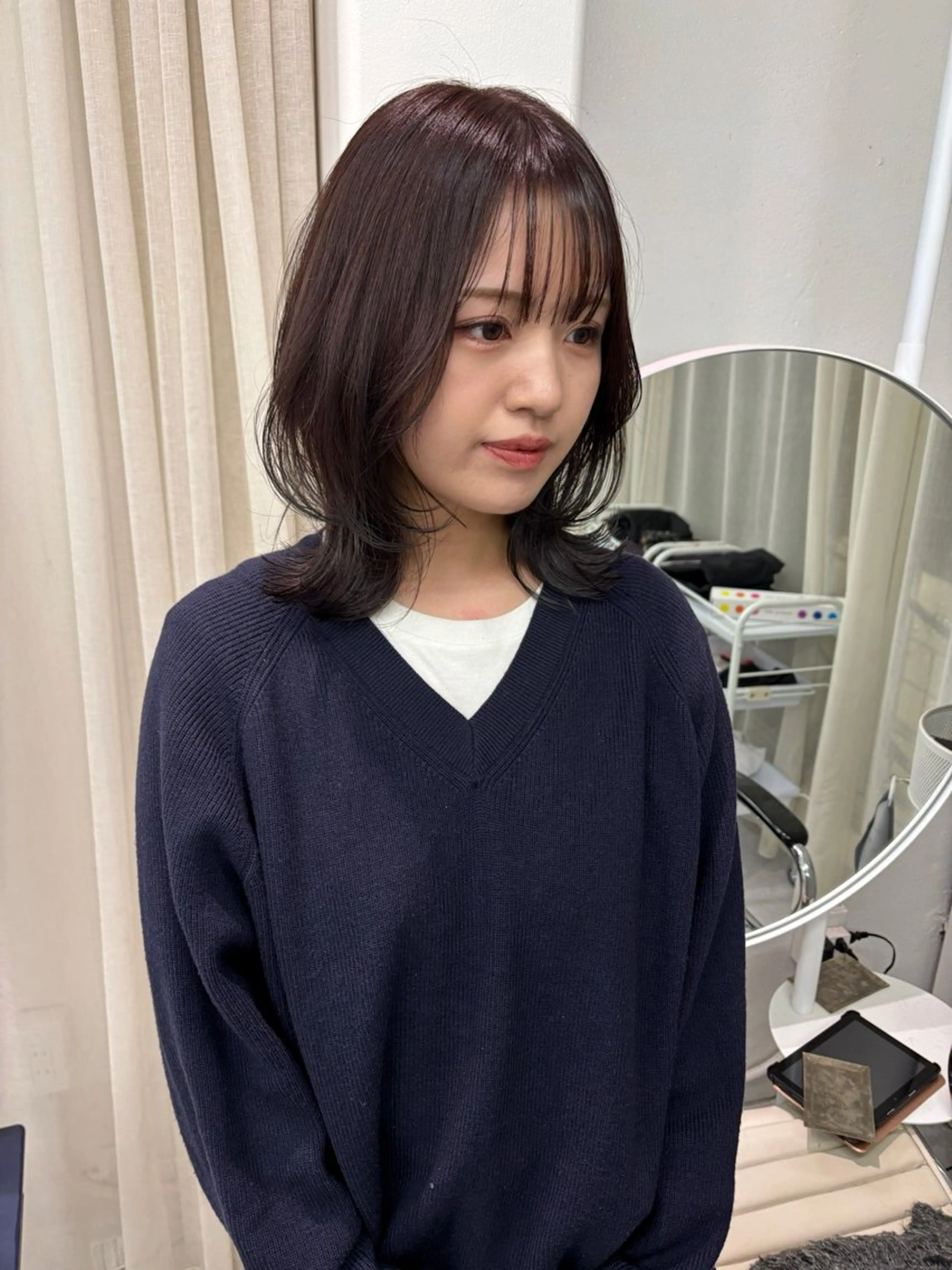 ミディアム カラー グレージュ ラベンダーカラー ラベンダーグレージュ ラベンダーグレー レイヤーカット カット ヘアカラー トリートメント レイヤーカット🎀 kanaのヘアスタイル