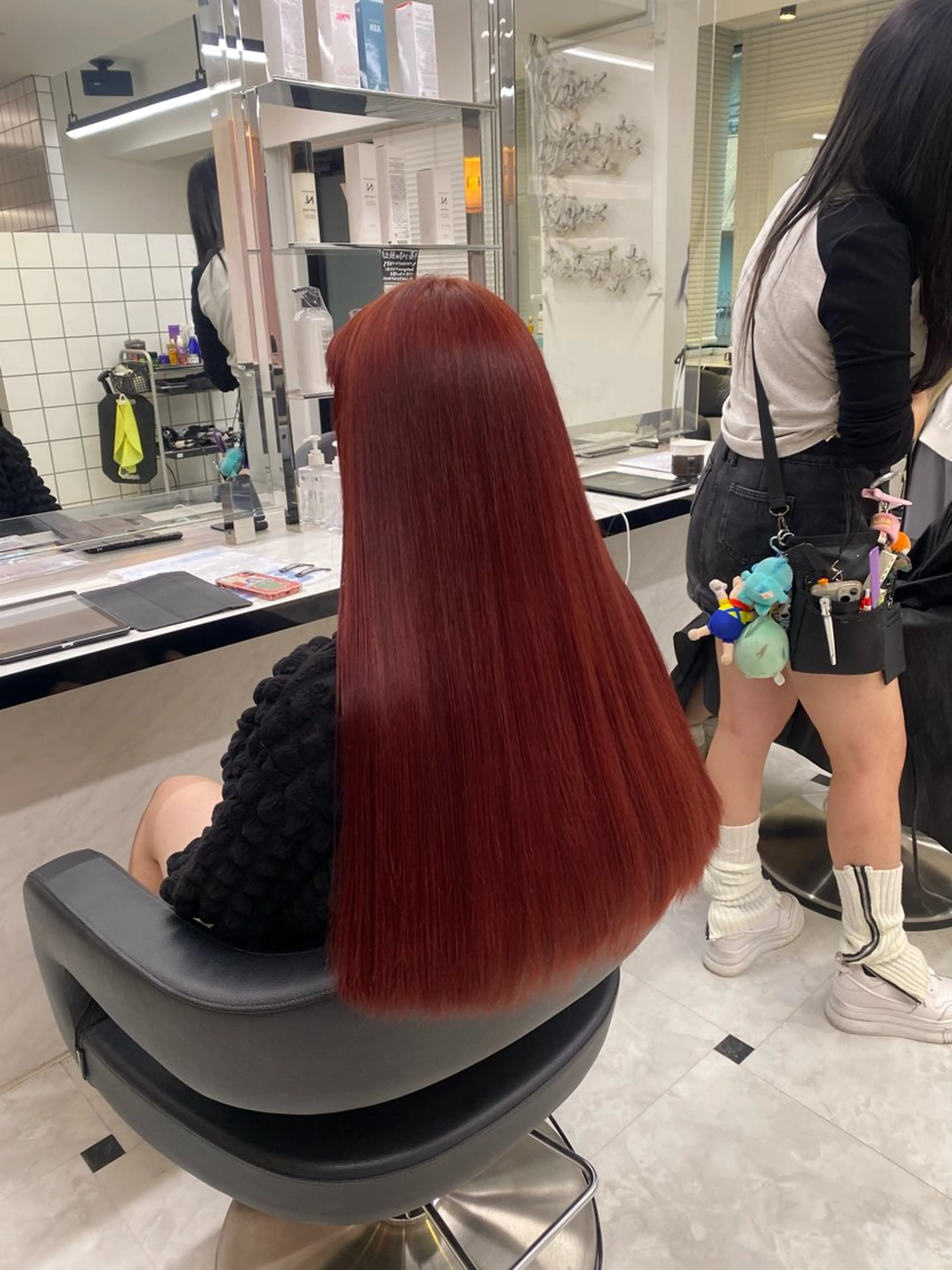 カラー 韓国ガーリー🤍暖 色カラー🤍misaのヘアスタイル
