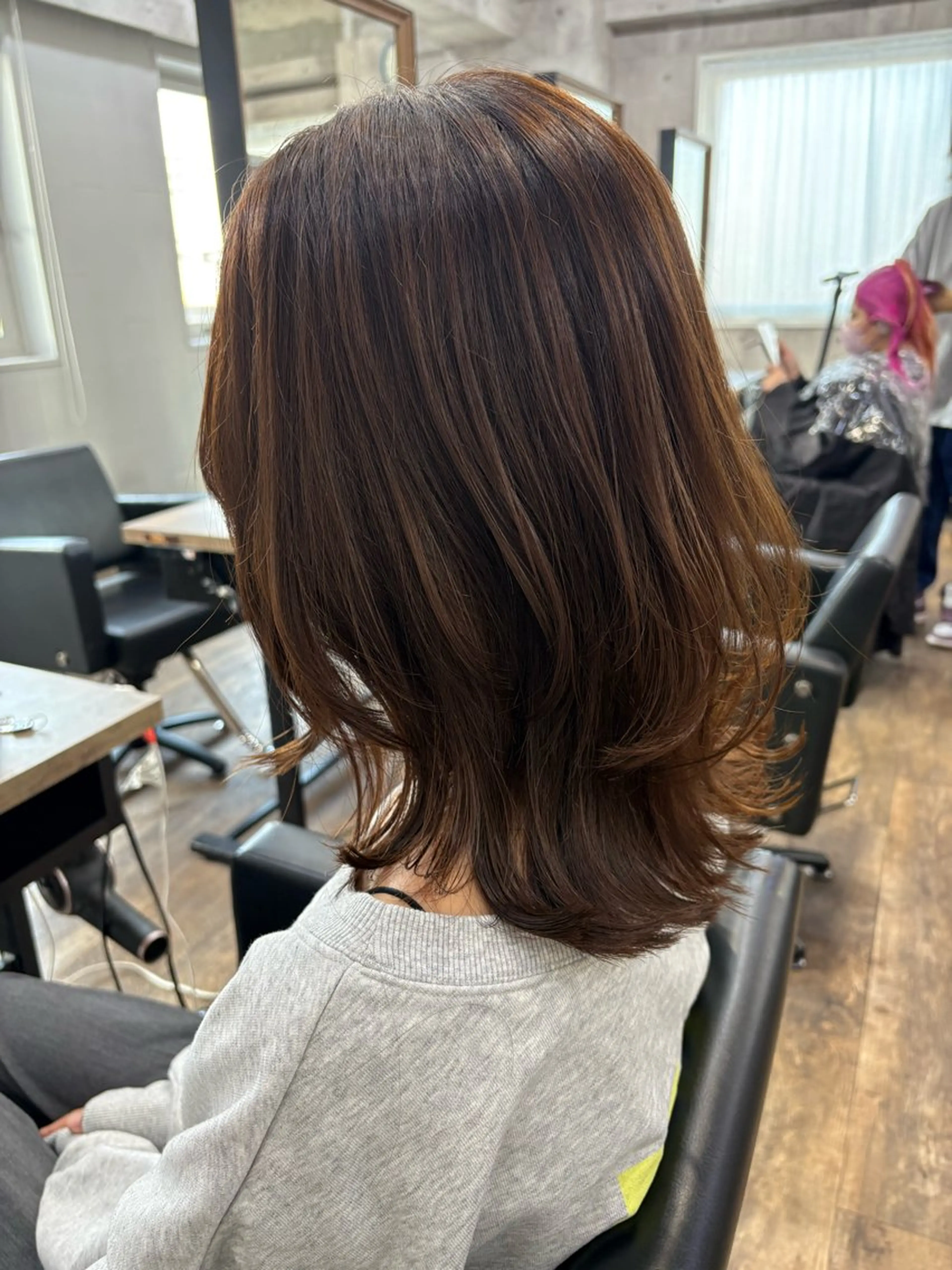 ミディアム カット ヘアカラー トリートメント sunnyside大名所属・sunny side 大名　りょう👸🏼のヘアスタイル