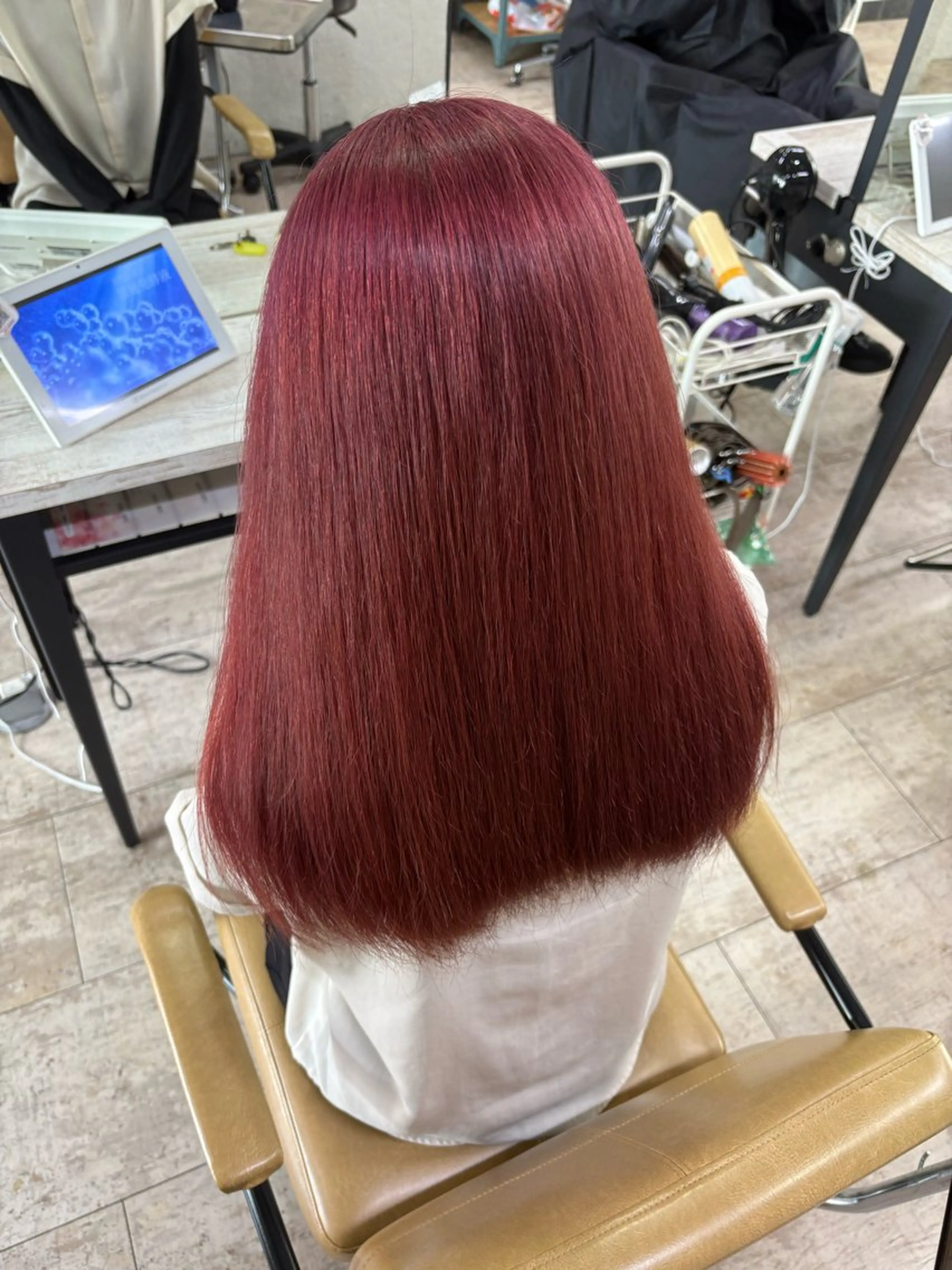 ロング ヘアカラー 🐱加賀 瑛里奈🦊のヘアスタイル