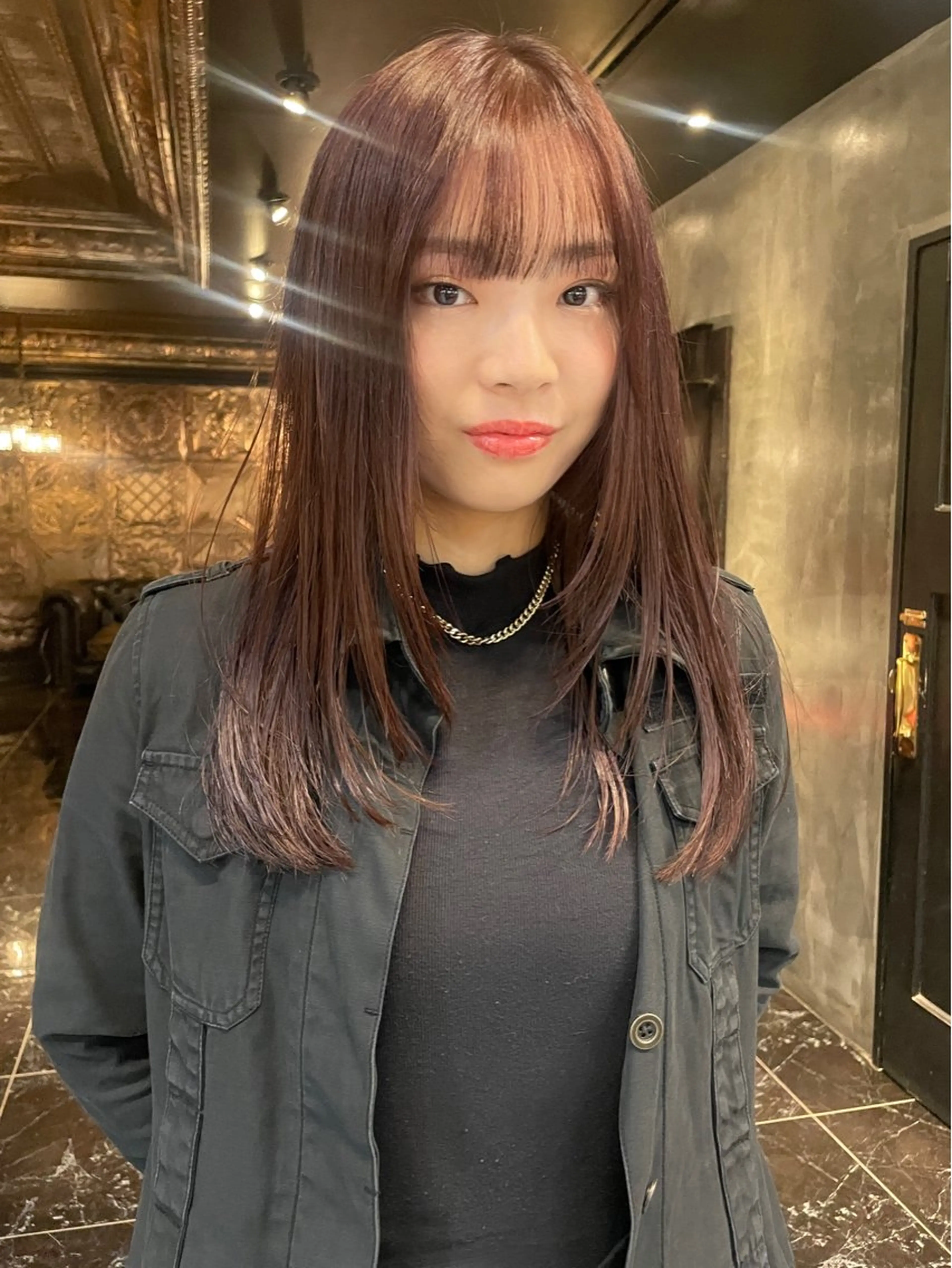 セミロング カラー カット ヘアカラー トリートメント レイヤー/ 透明感カラー/マドカのヘアスタイル