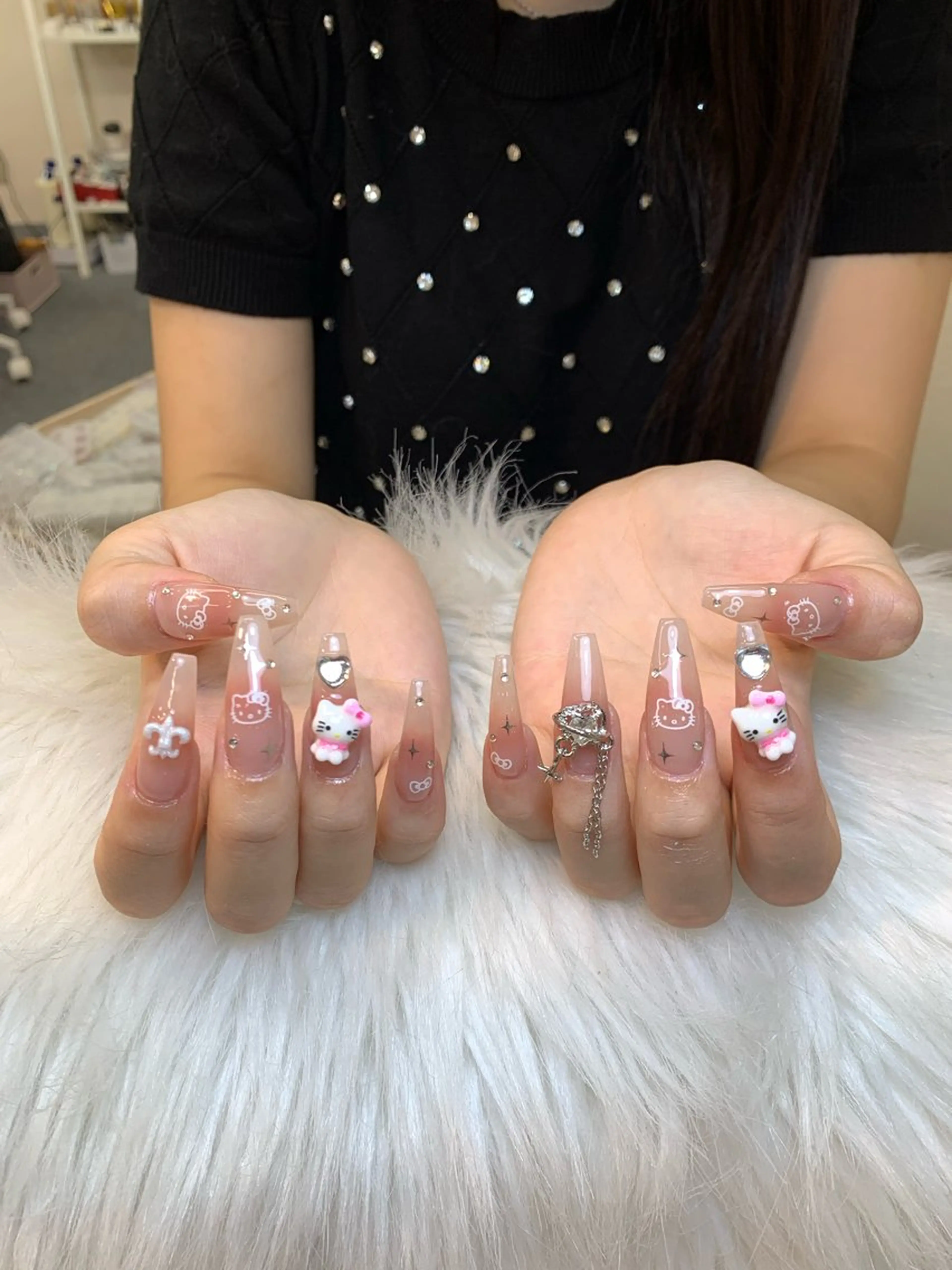 ネイル アートネイル 長さ出し ジェルネイル マグネットネイル ニュアンスネイル Cloudy Chan Nailのネイルデザイン