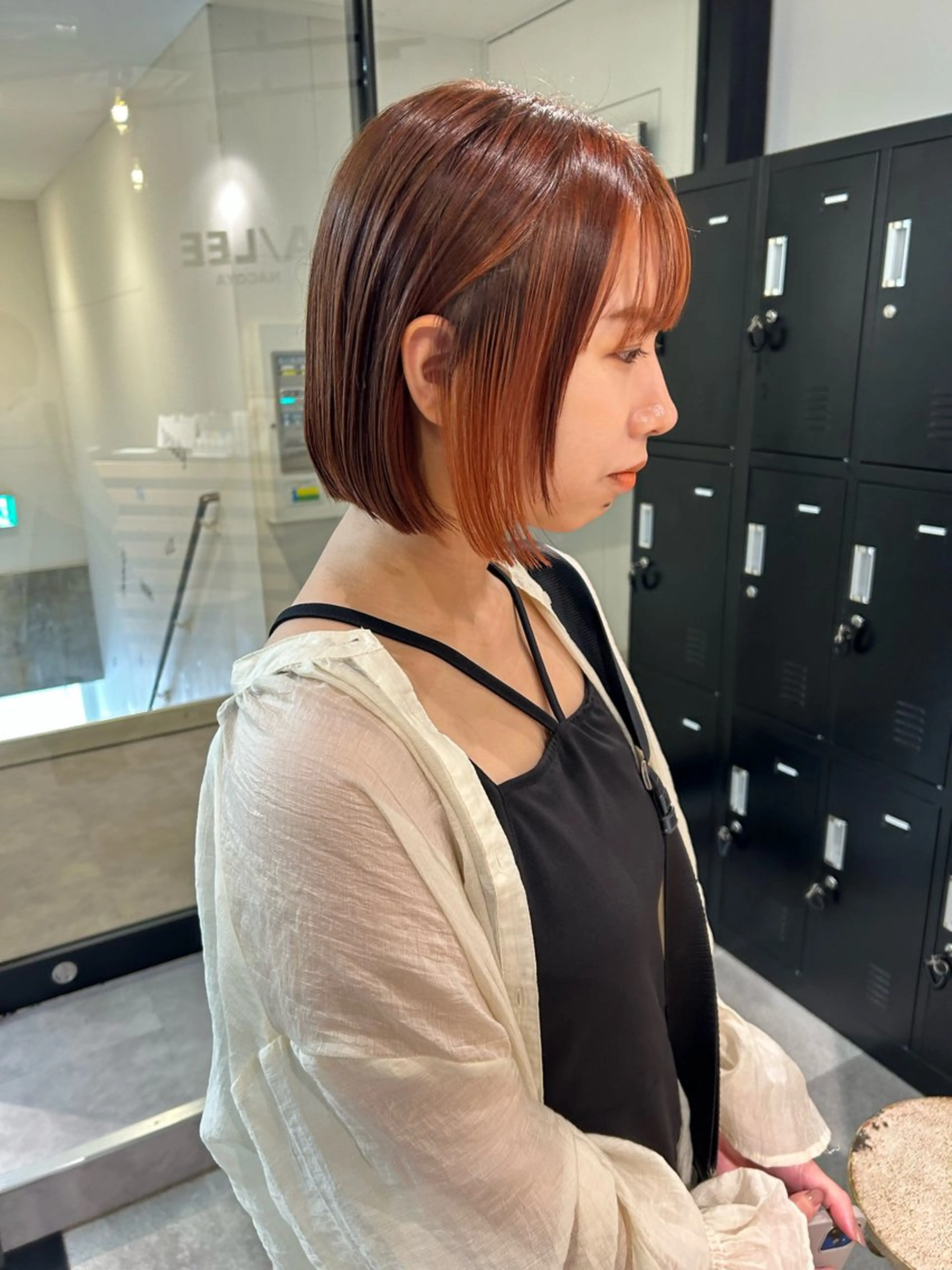 ショート カラー インナーカラー オレンジ ヘアカラー AILEE所属・ウルフカット レイヤーカット上柿のヘアスタイル