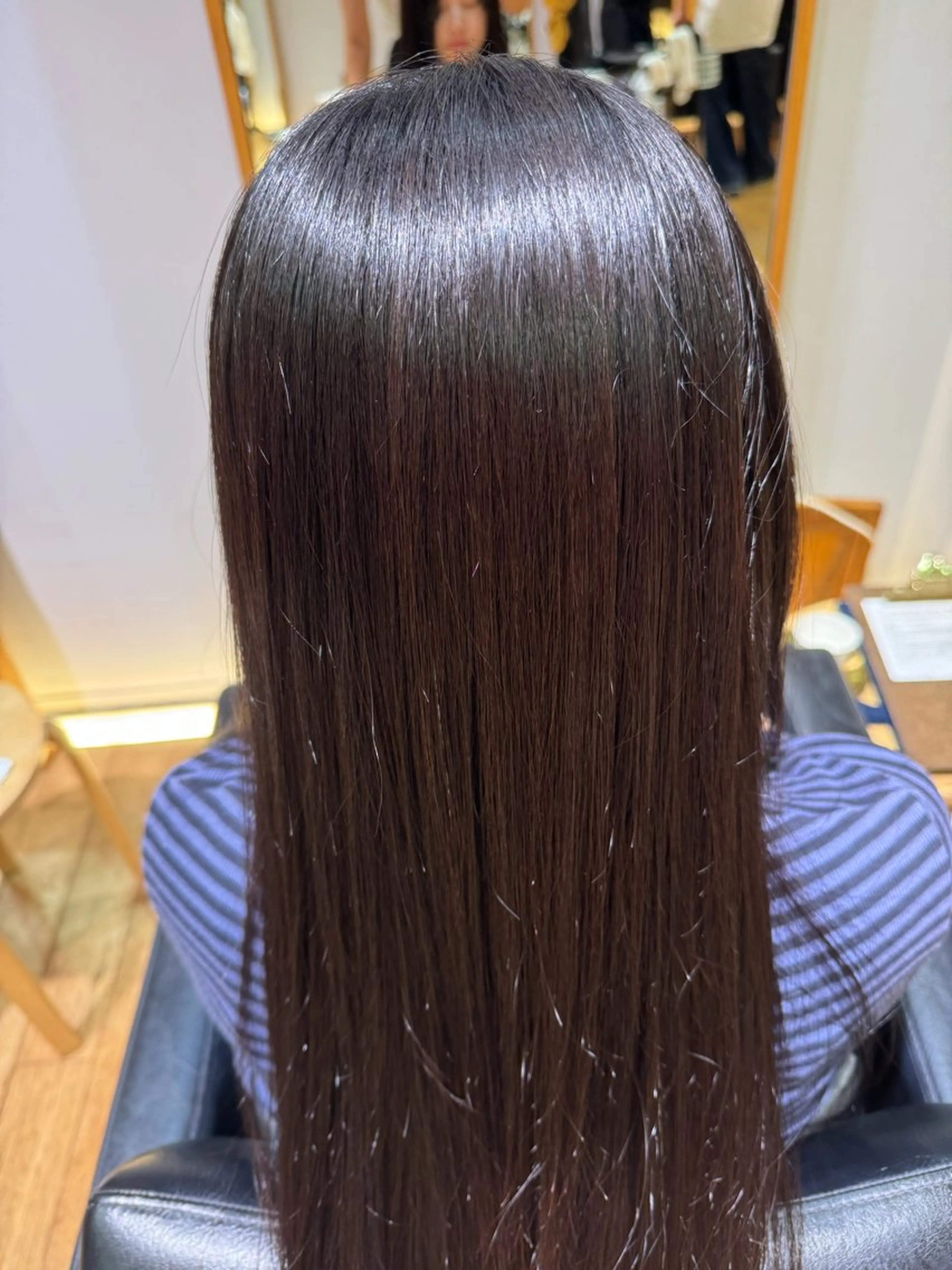 縮毛矯正 八巻星理夏 モデルさん募集中のヘアスタイル