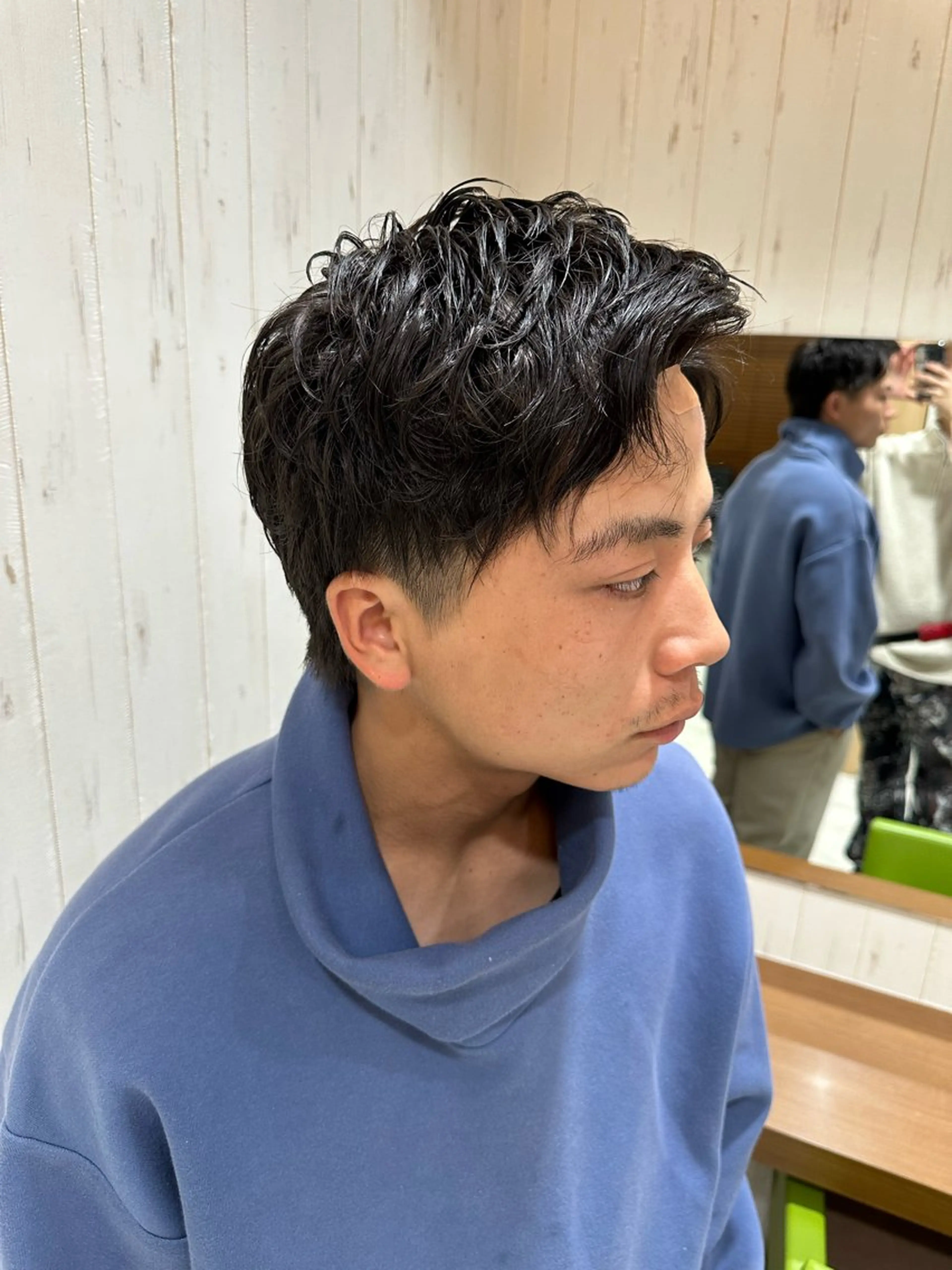 ショート パーマ メンズ メンズブリーチ ダウンパーマ メンズハイライト メンズインナーカラー メンズ韓国風 brace立花店所属・中嶋 紘夢のヘアスタイル