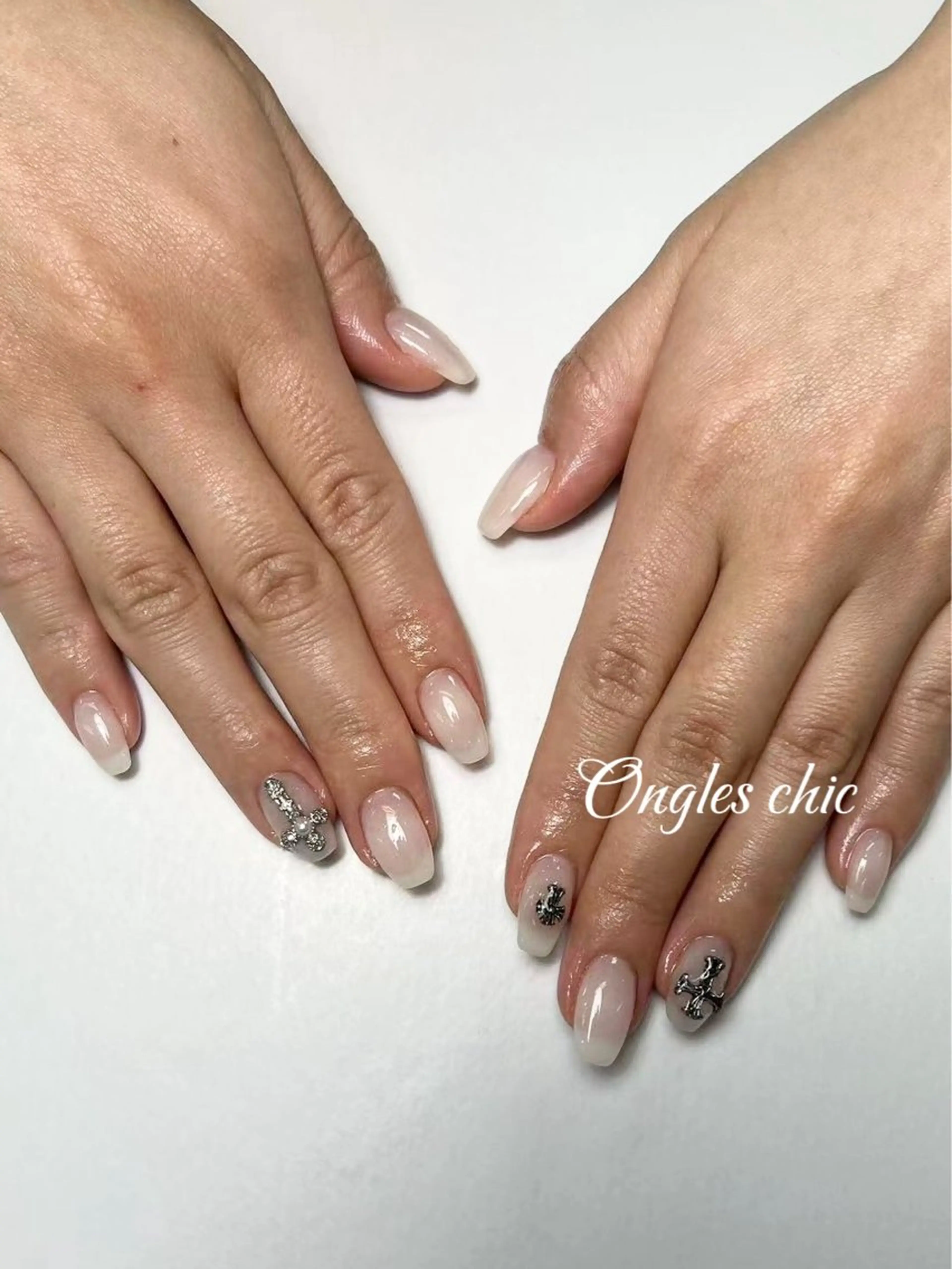 ネイル ハンドネイル ongles chic24時間営業のネイルデザイン